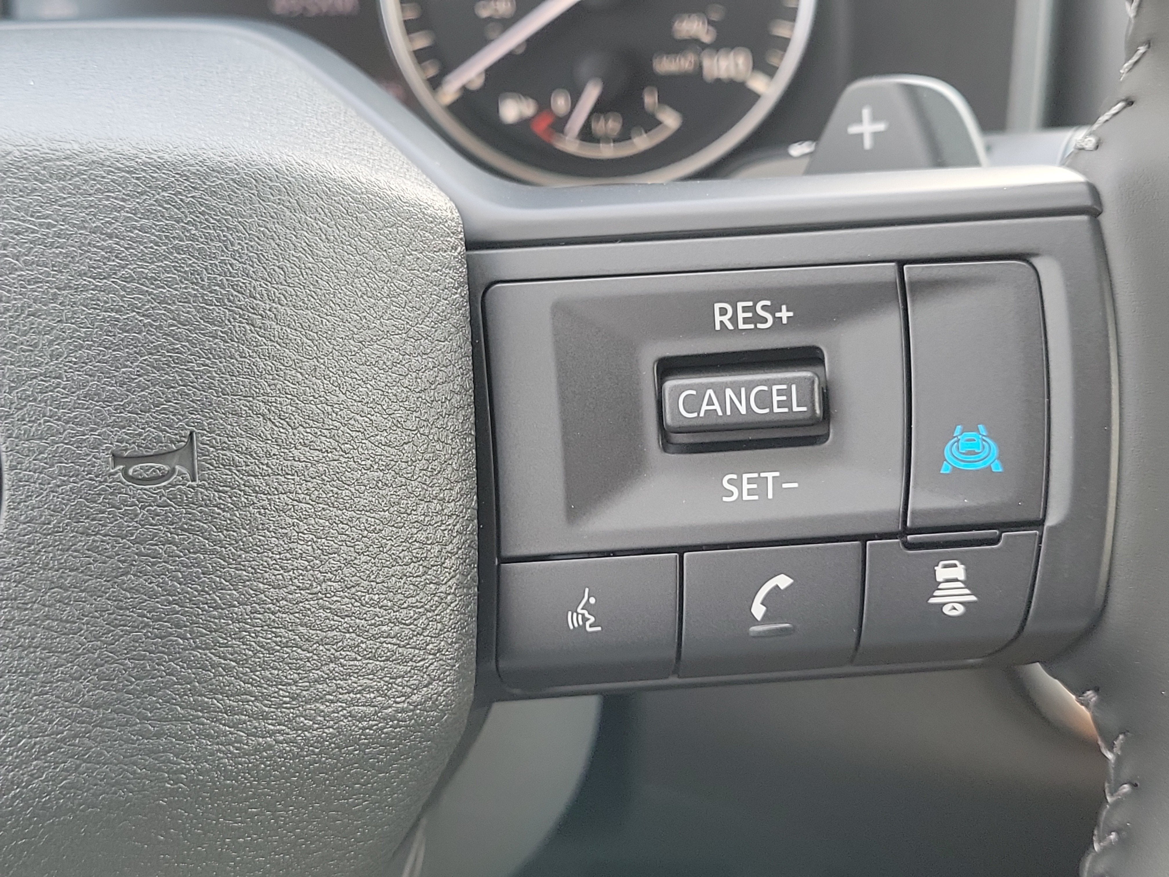 2027 Nissan Rogue SV