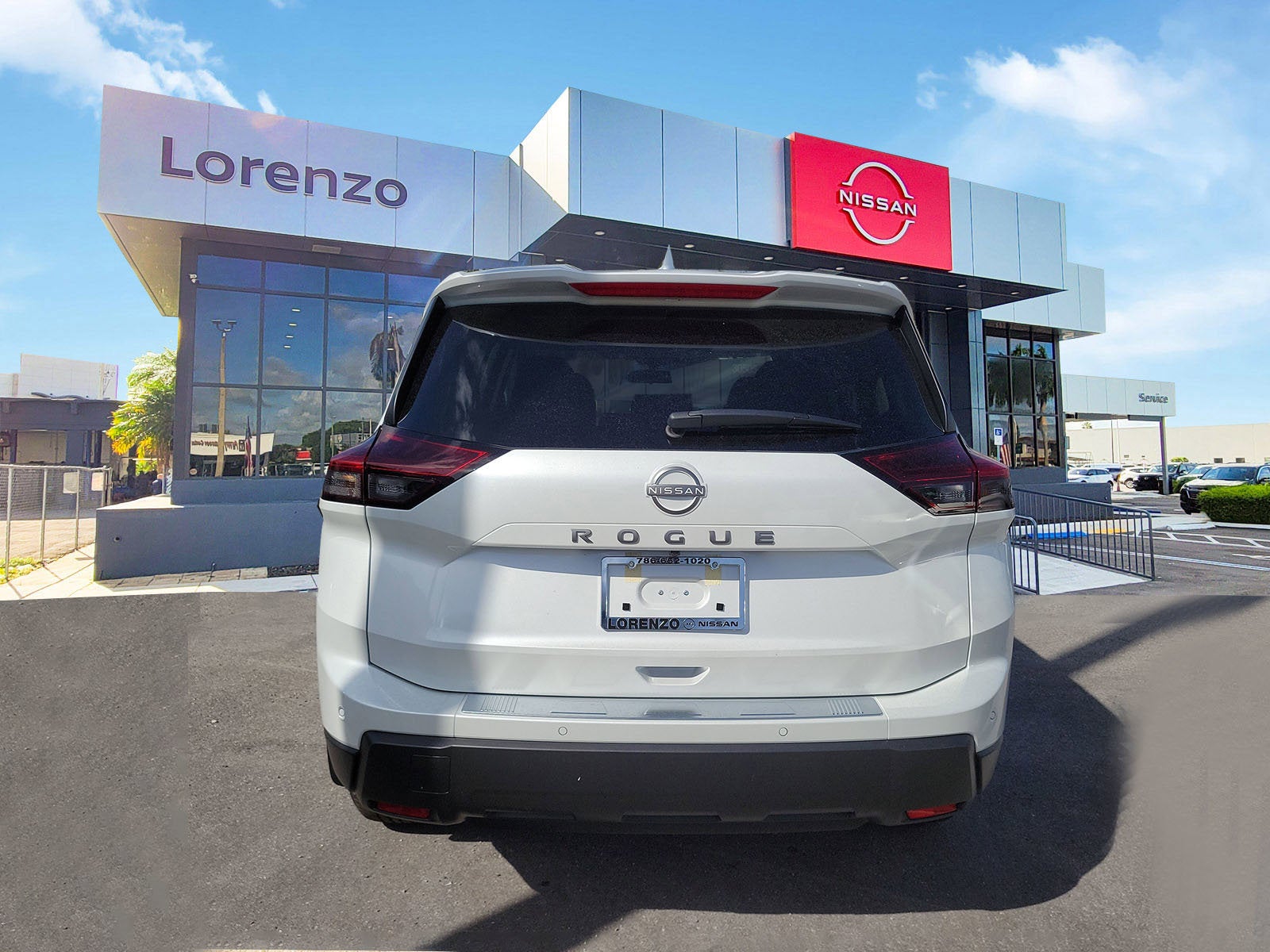 2026 Nissan Rogue SV