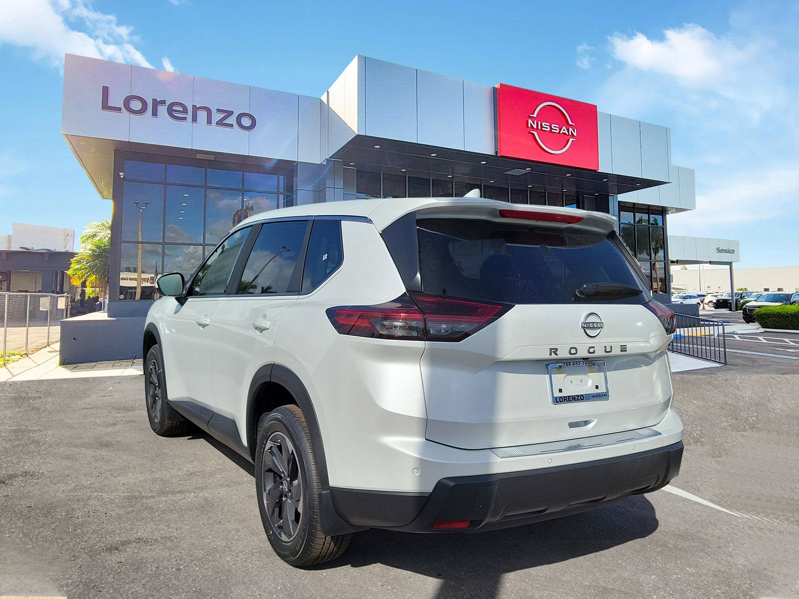 2026 Nissan Rogue SV