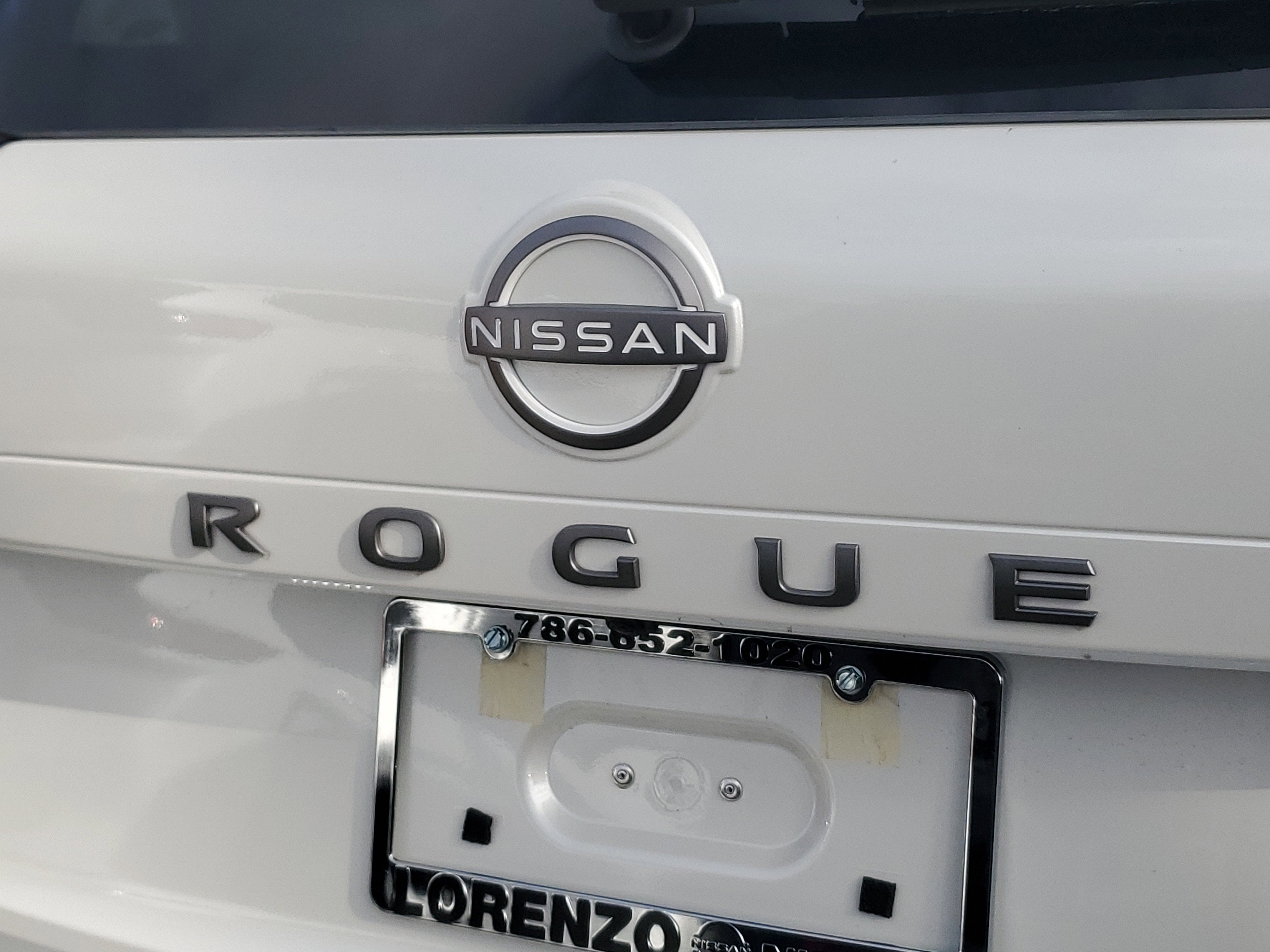 2026 Nissan Rogue SV