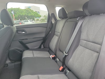 2027 Nissan Rogue SV