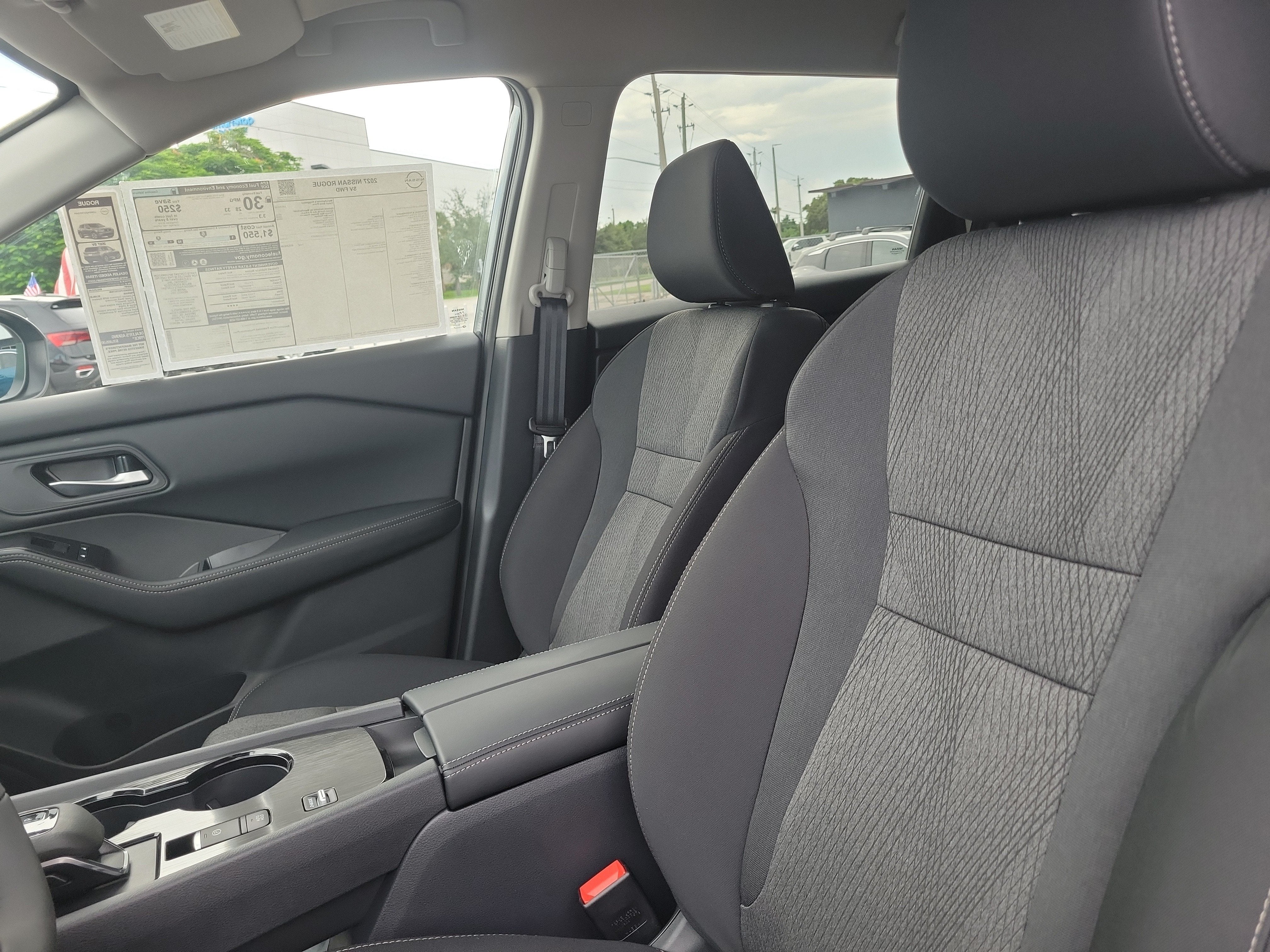 2027 Nissan Rogue SV
