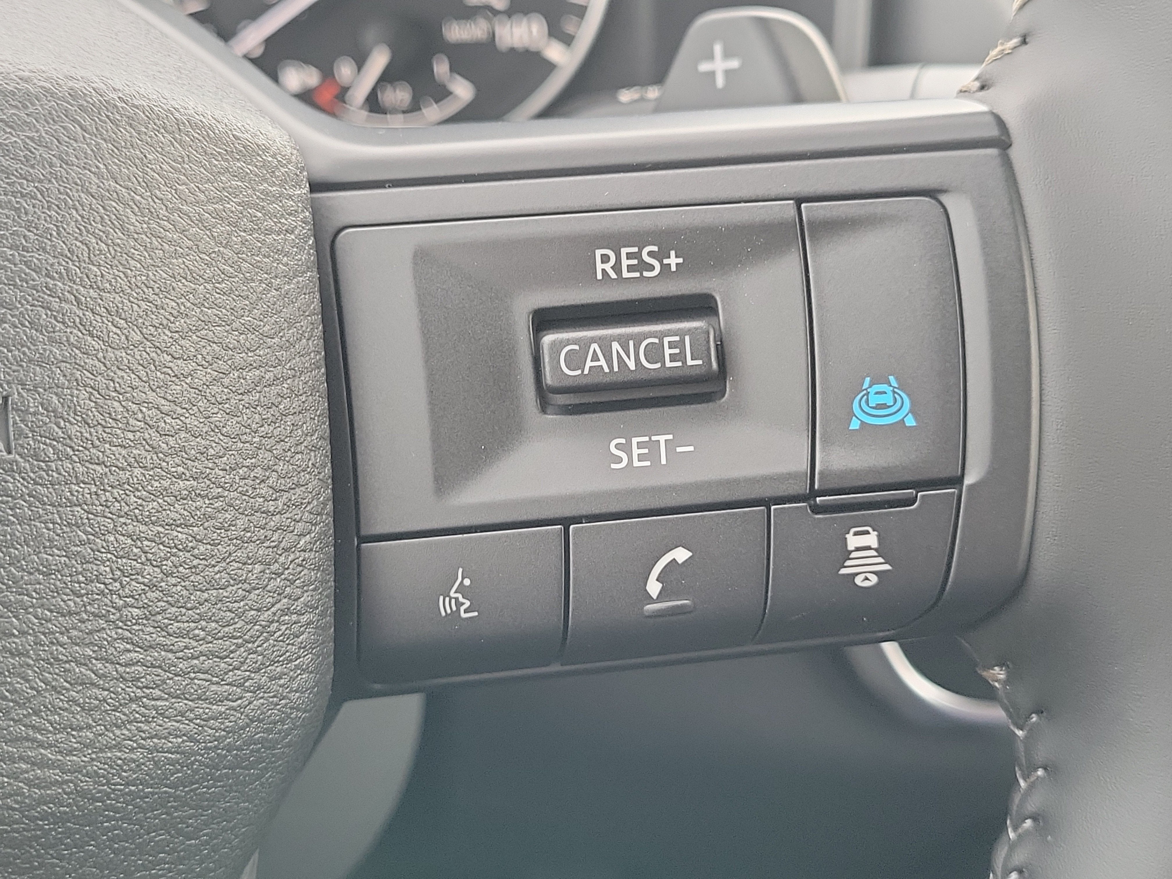 2027 Nissan Rogue SV