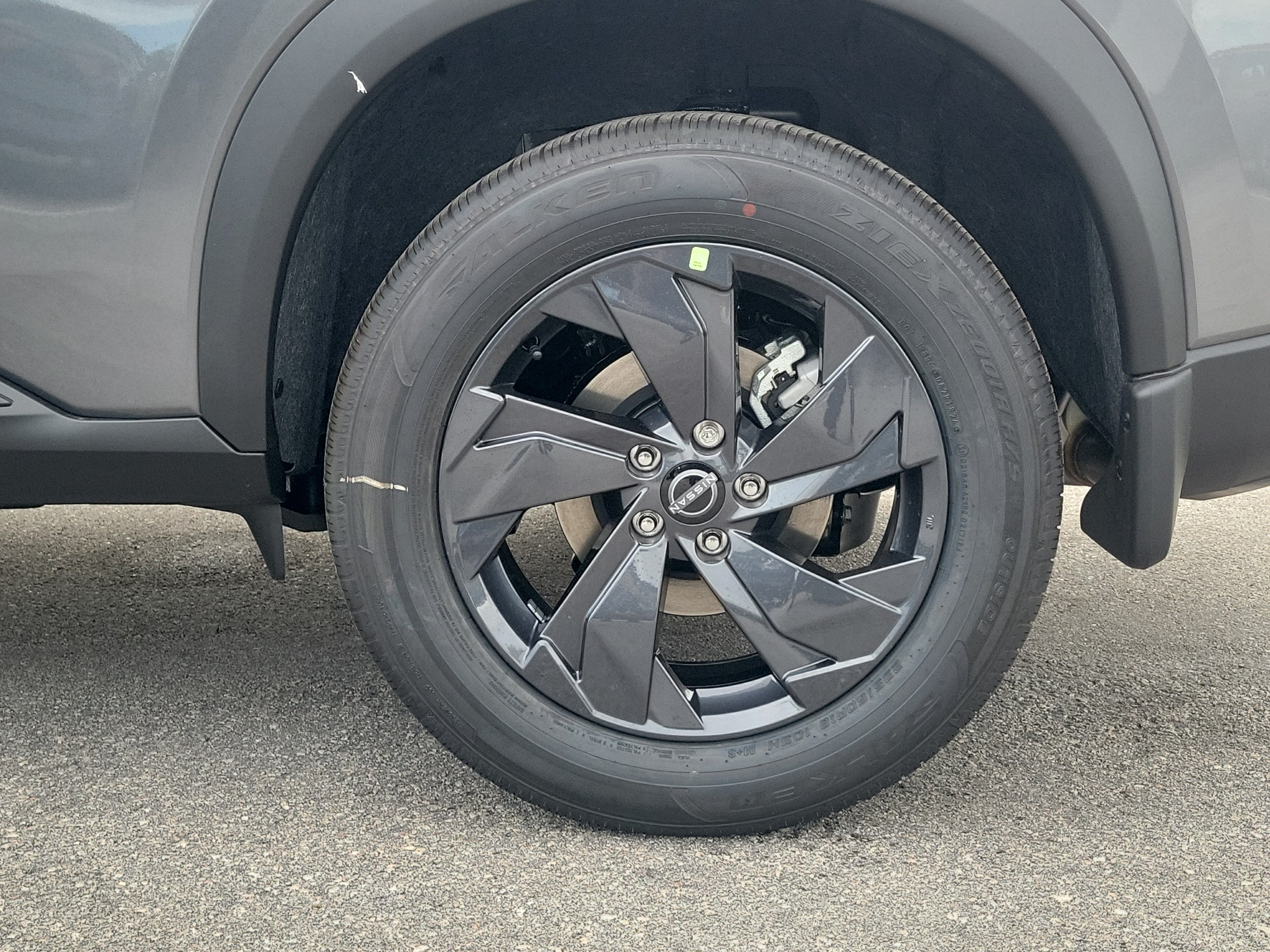 2027 Nissan Rogue SV