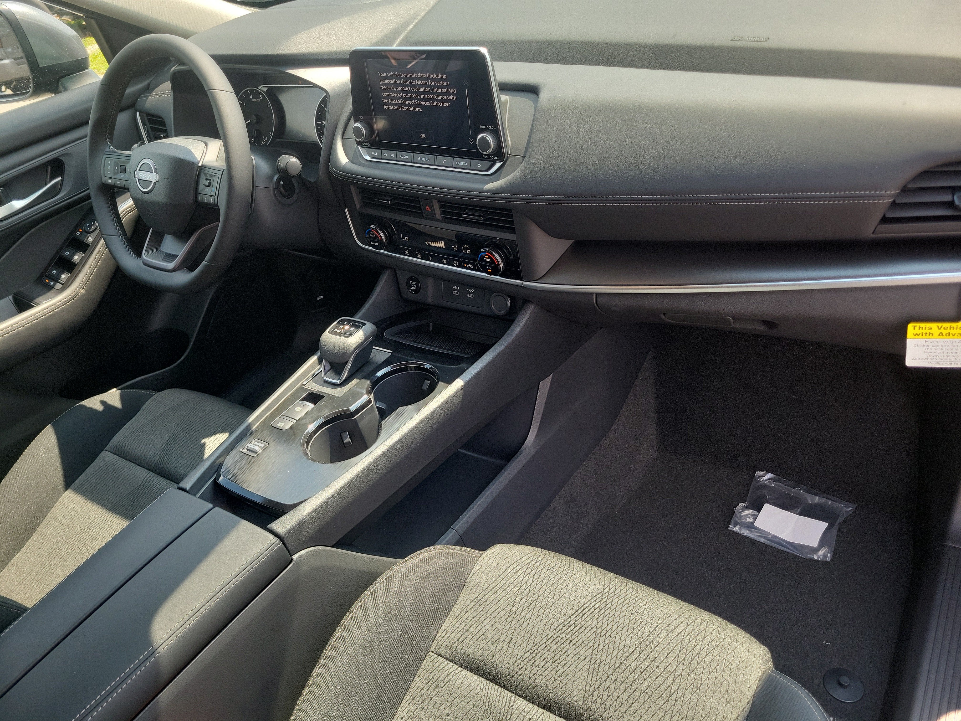 2027 Nissan Rogue SV