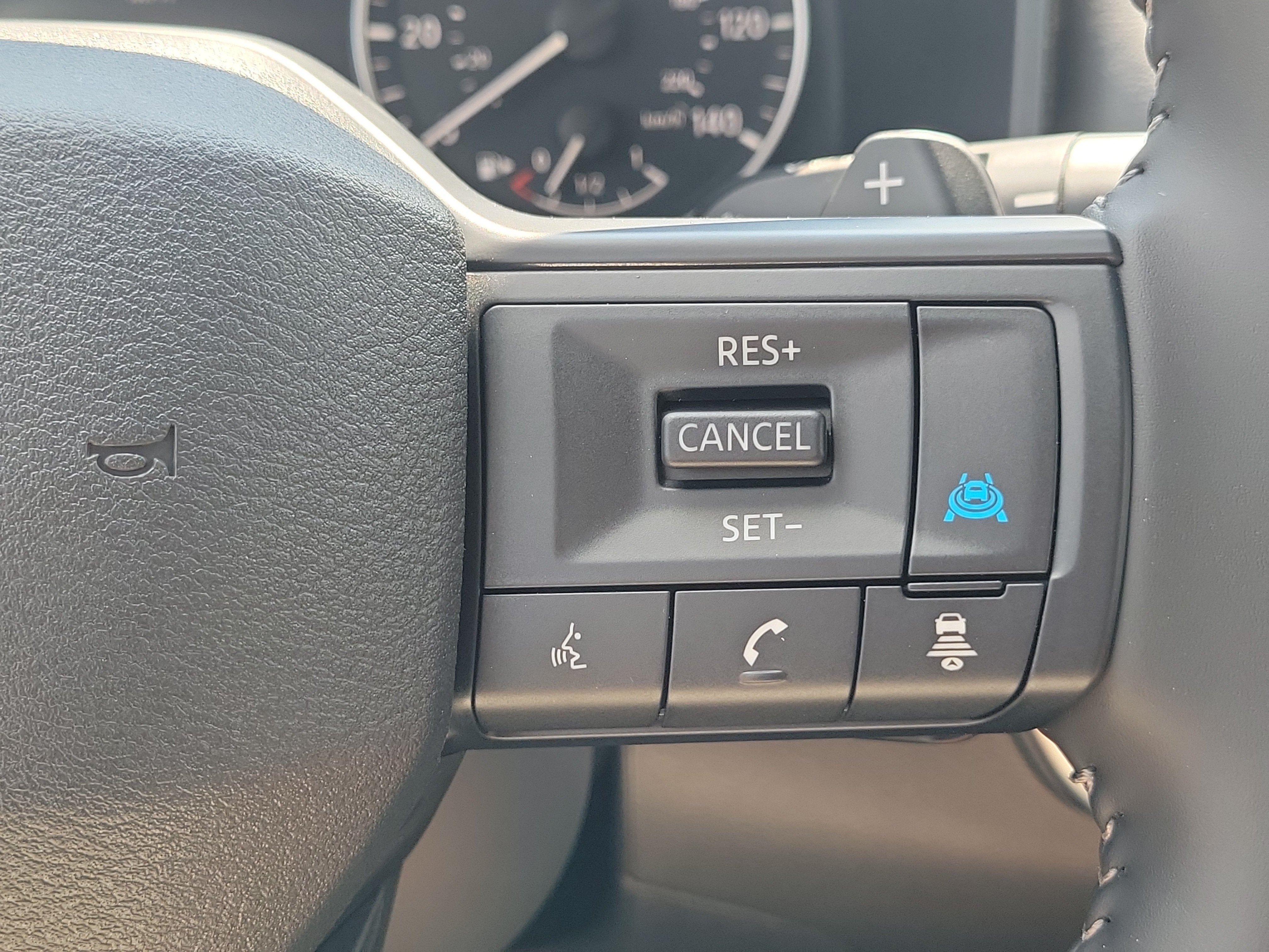 2027 Nissan Rogue SV