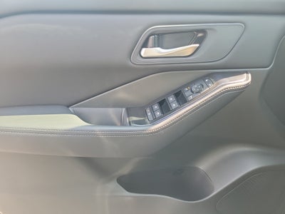 2027 Nissan Rogue SV
