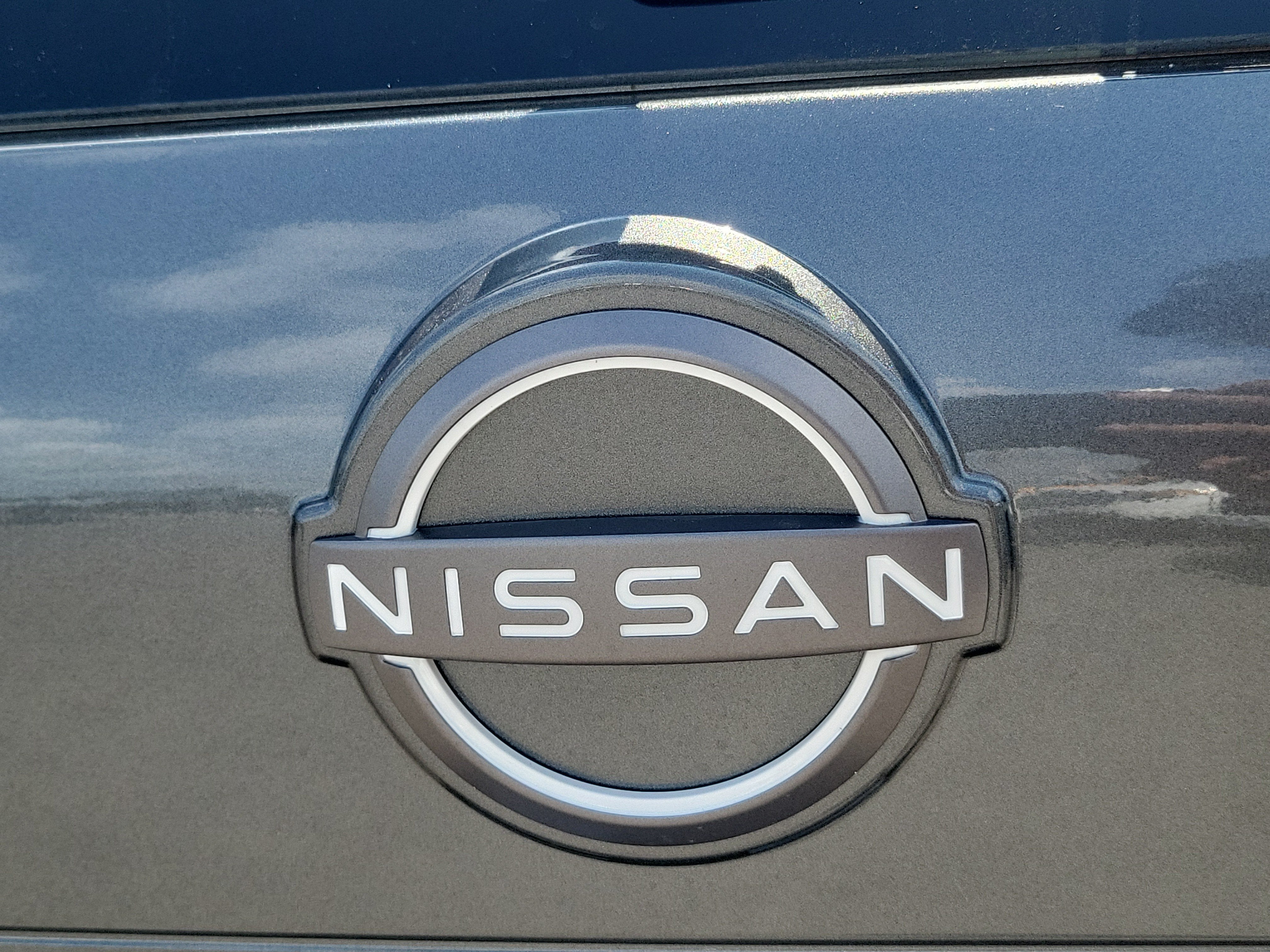 2027 Nissan Rogue SV
