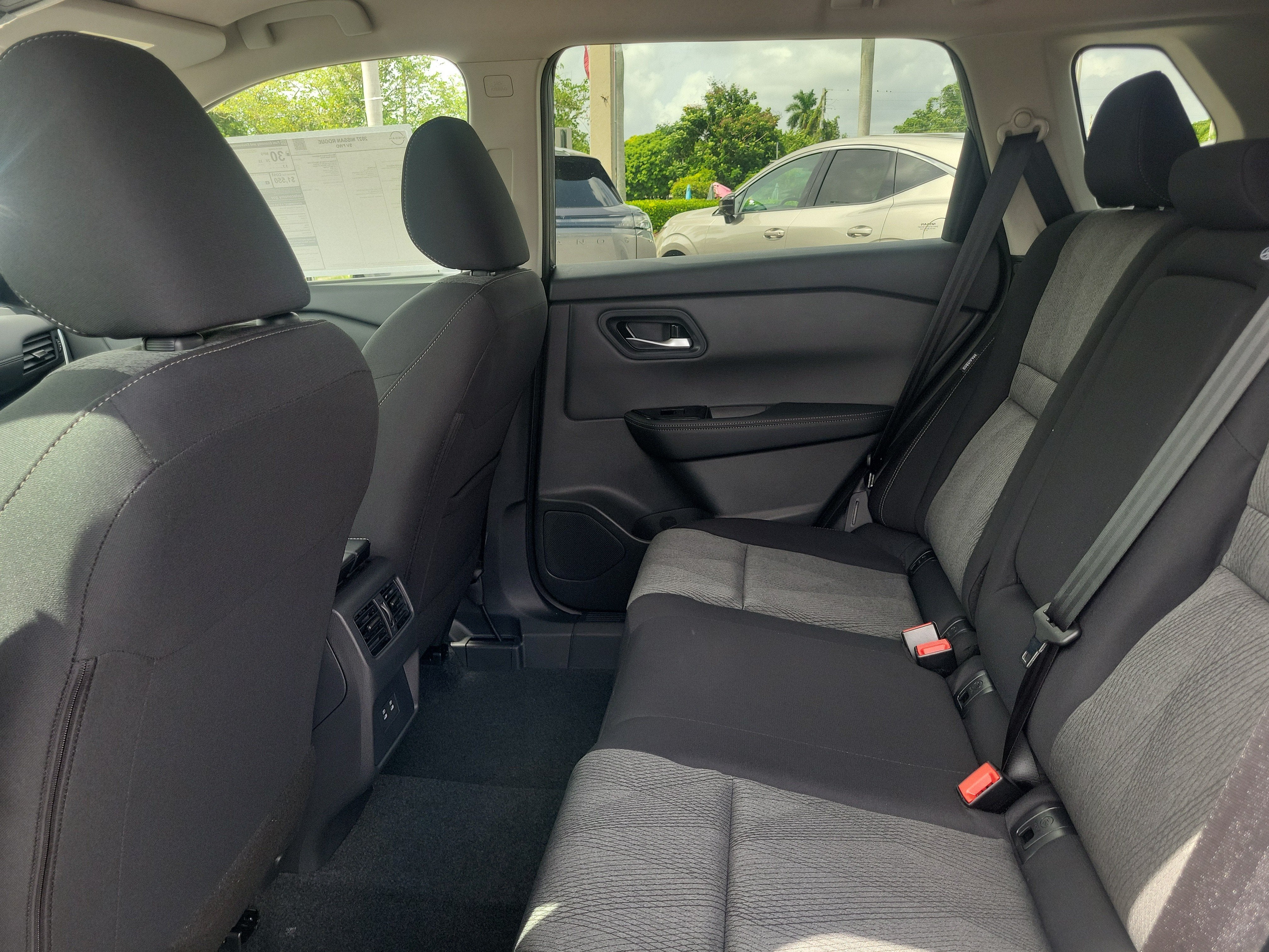 2027 Nissan Rogue SV