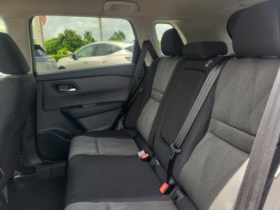 2027 Nissan Rogue SV
