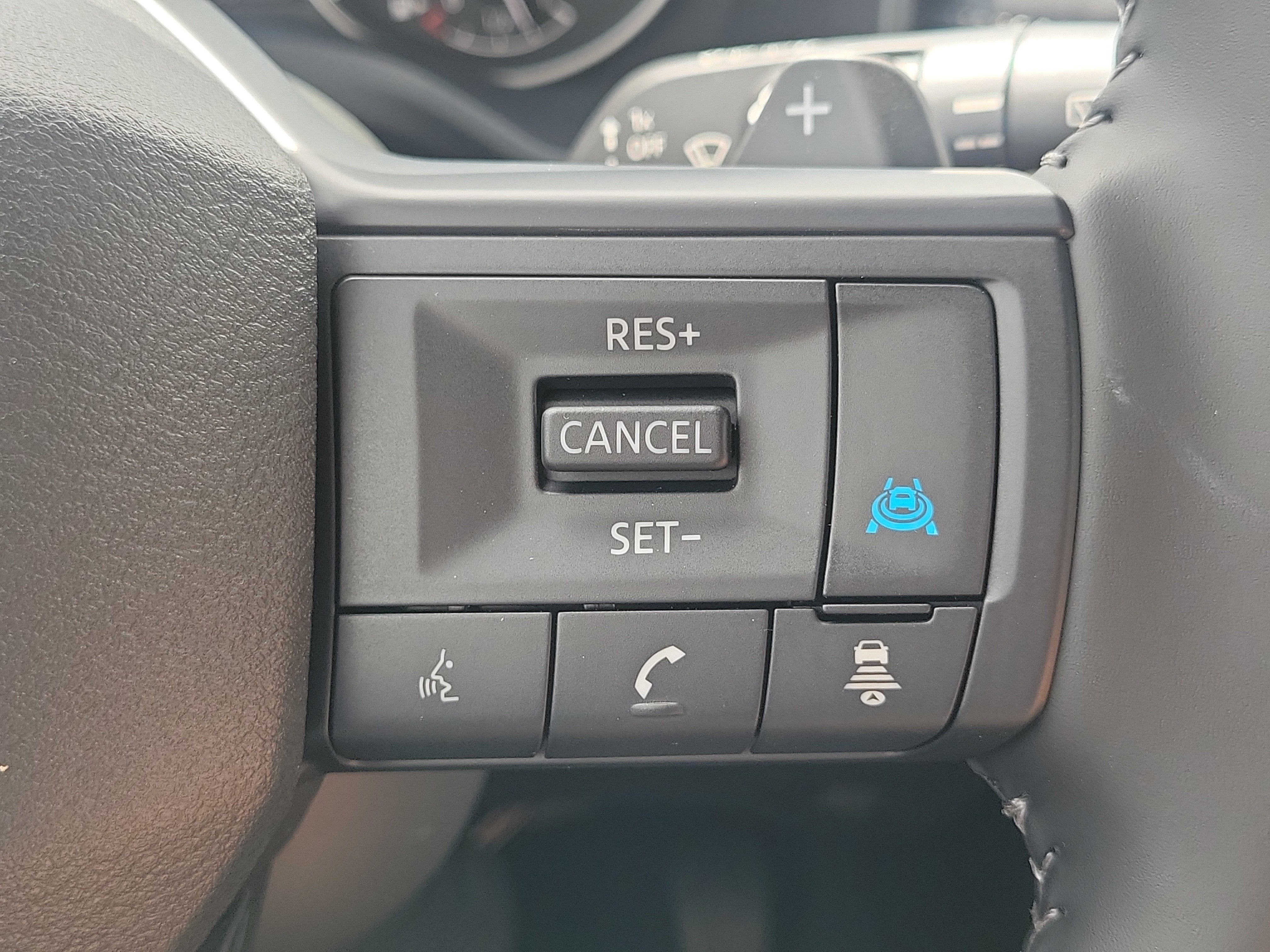 2027 Nissan Rogue SV