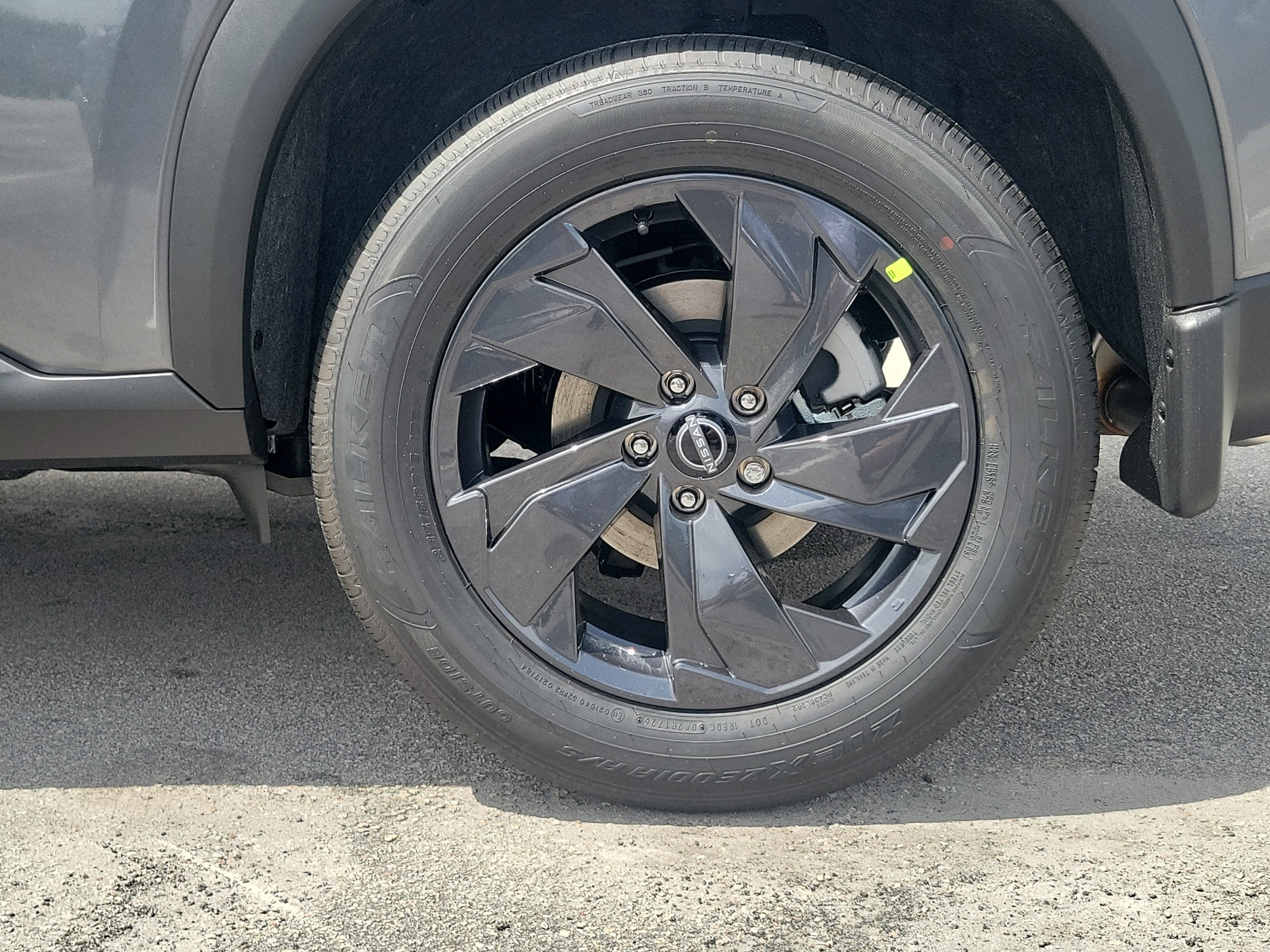 2027 Nissan Rogue SV