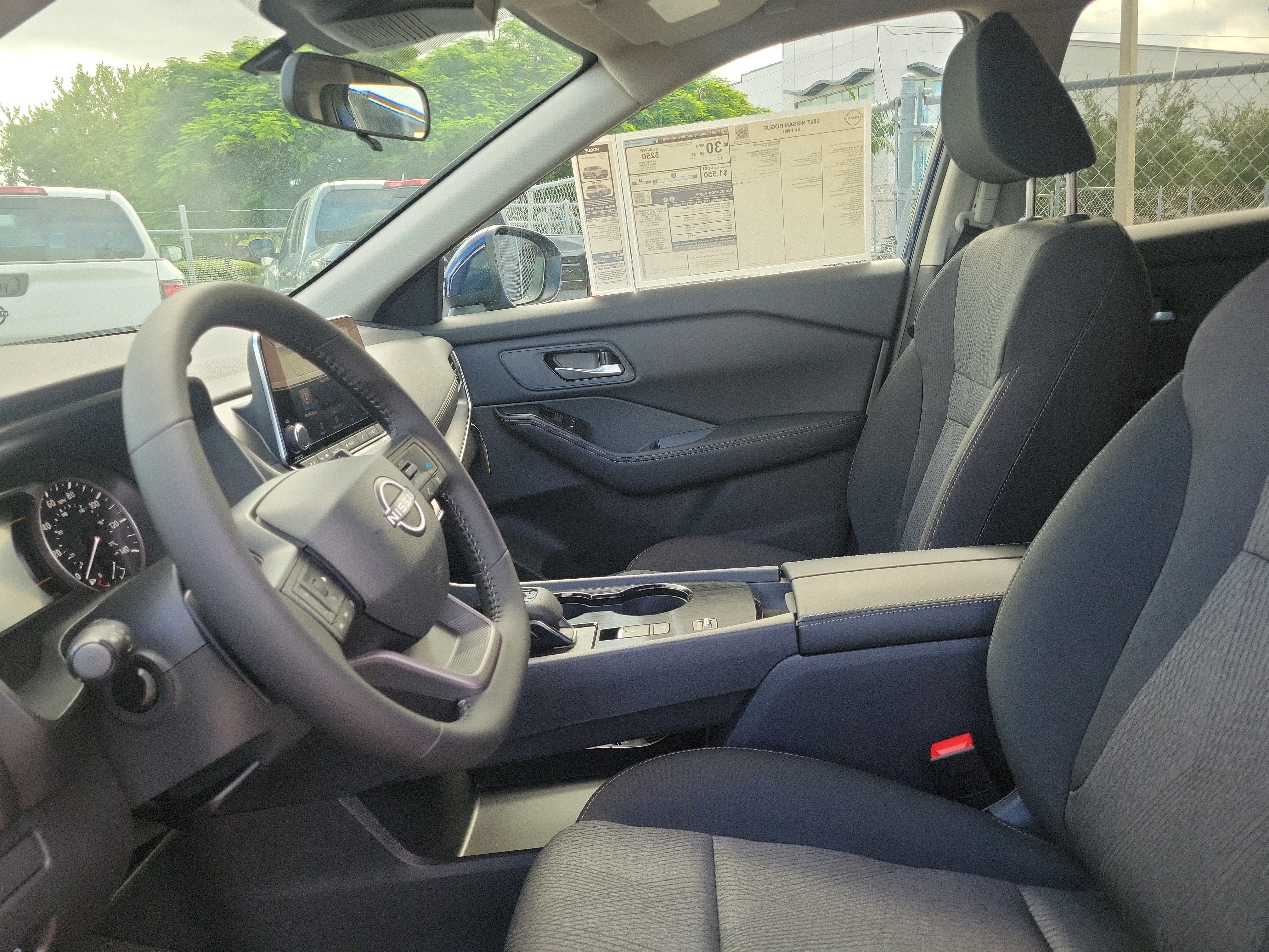 2027 Nissan Rogue SV