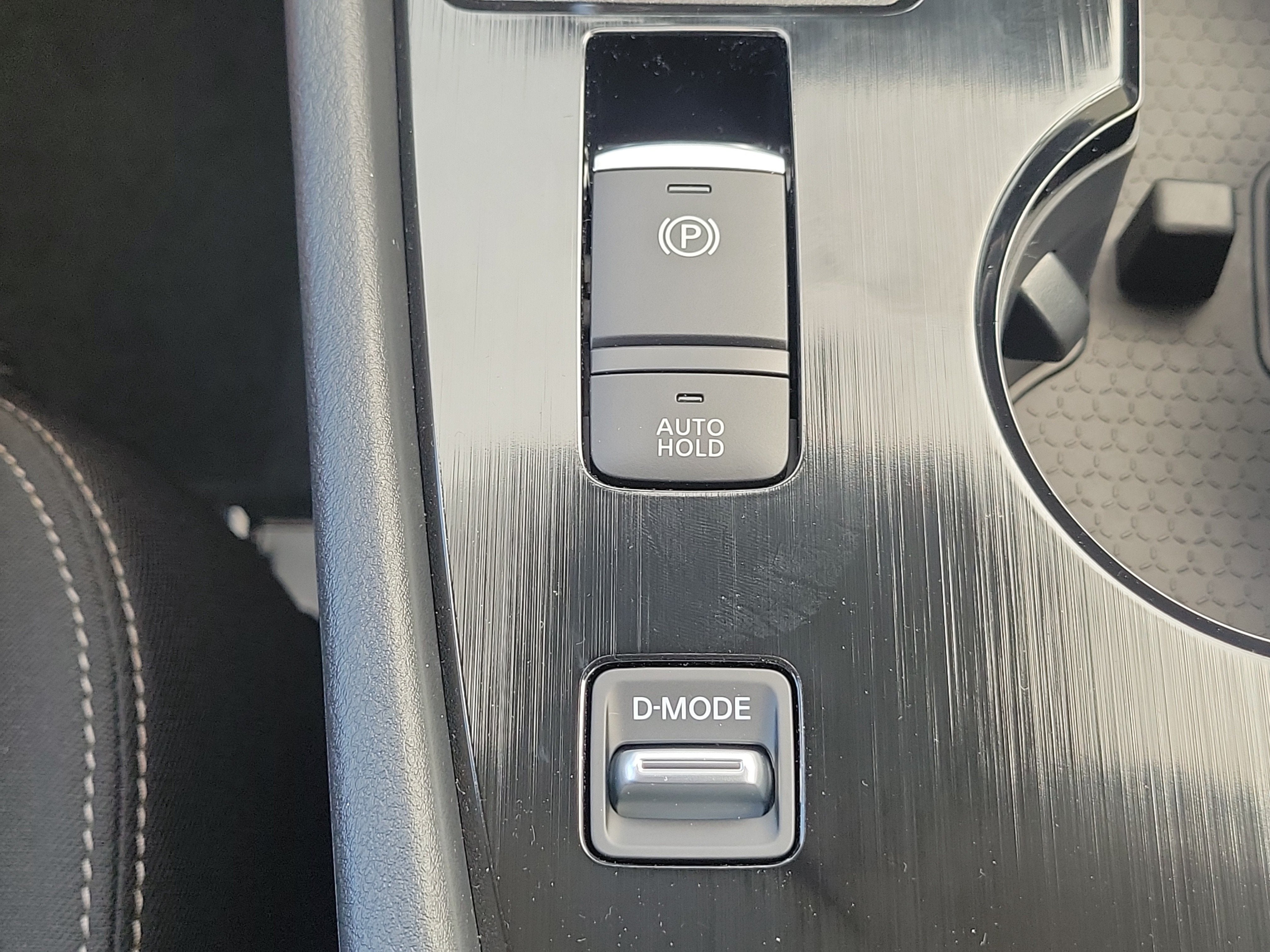 2027 Nissan Rogue SV