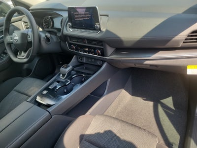 2027 Nissan Rogue SV