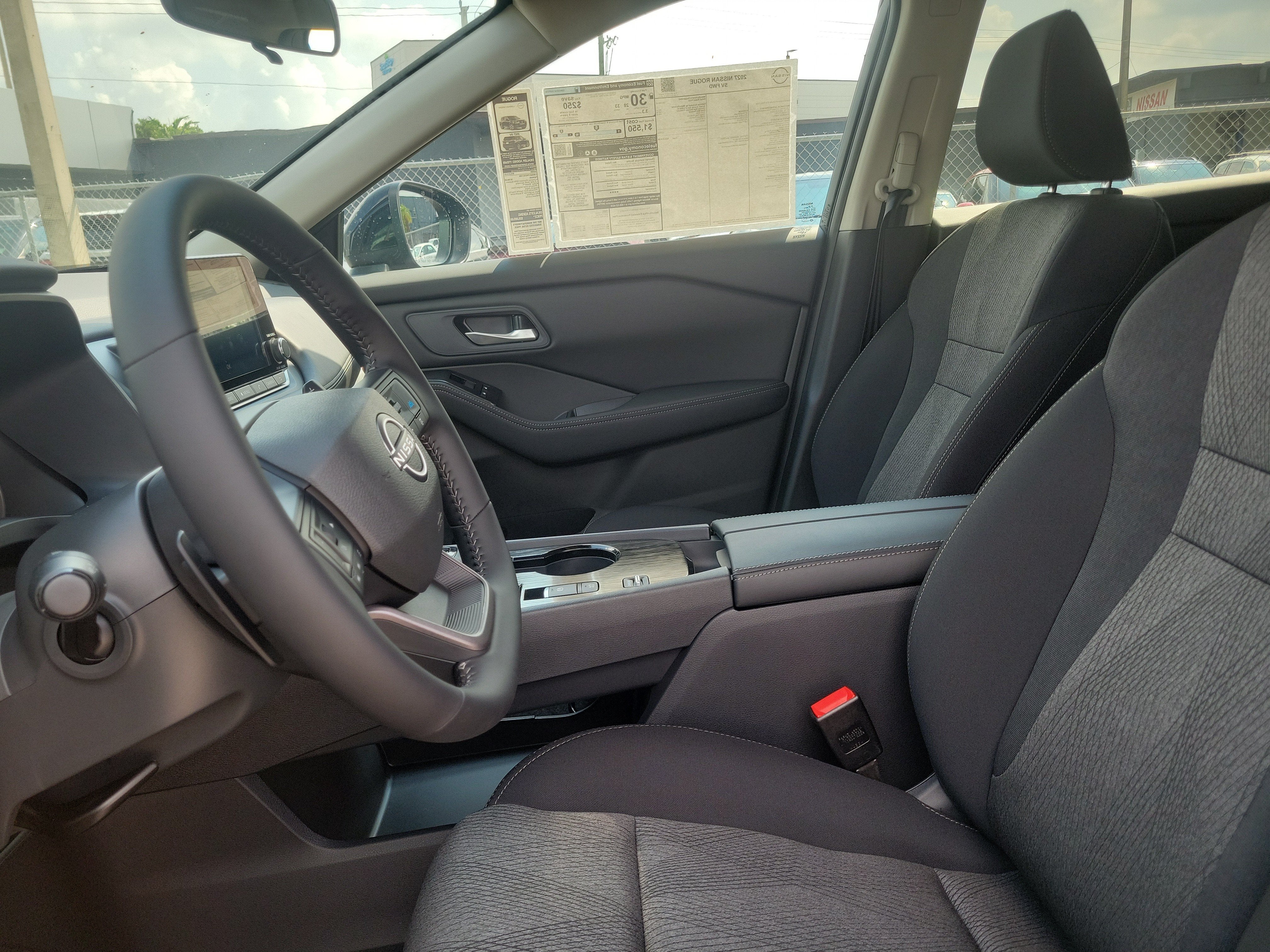 2027 Nissan Rogue SV