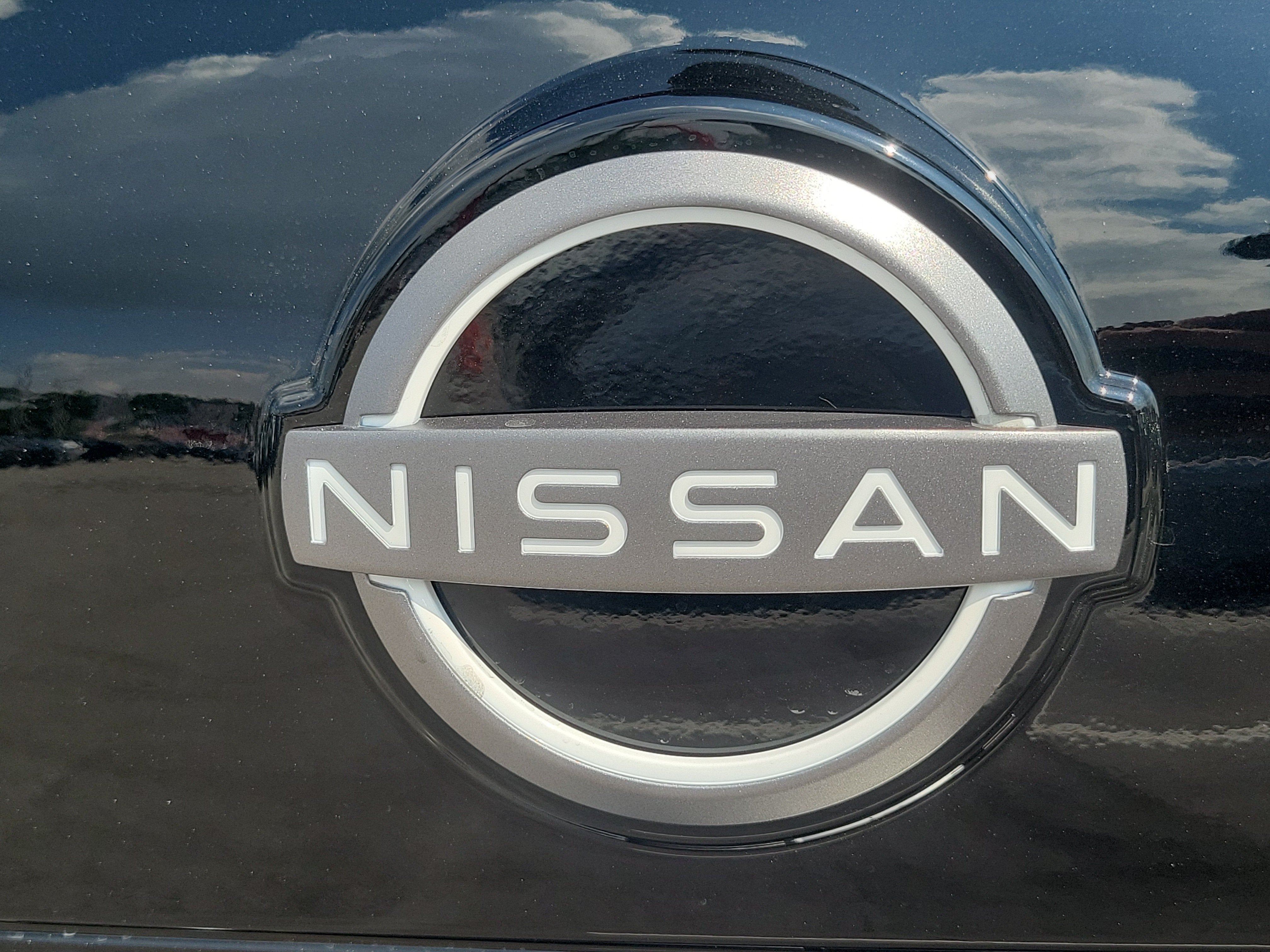 2027 Nissan Rogue SV
