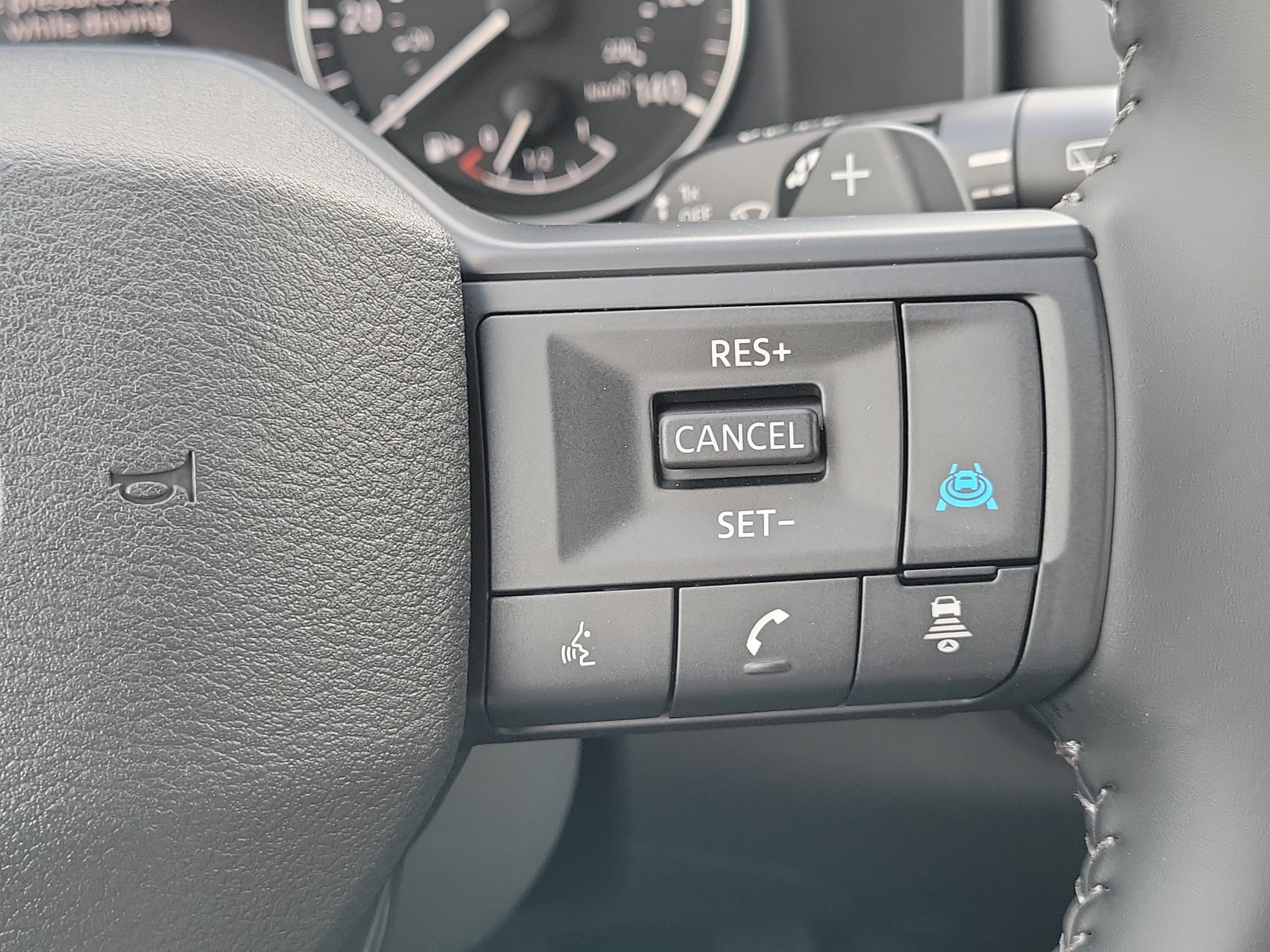2027 Nissan Rogue SV