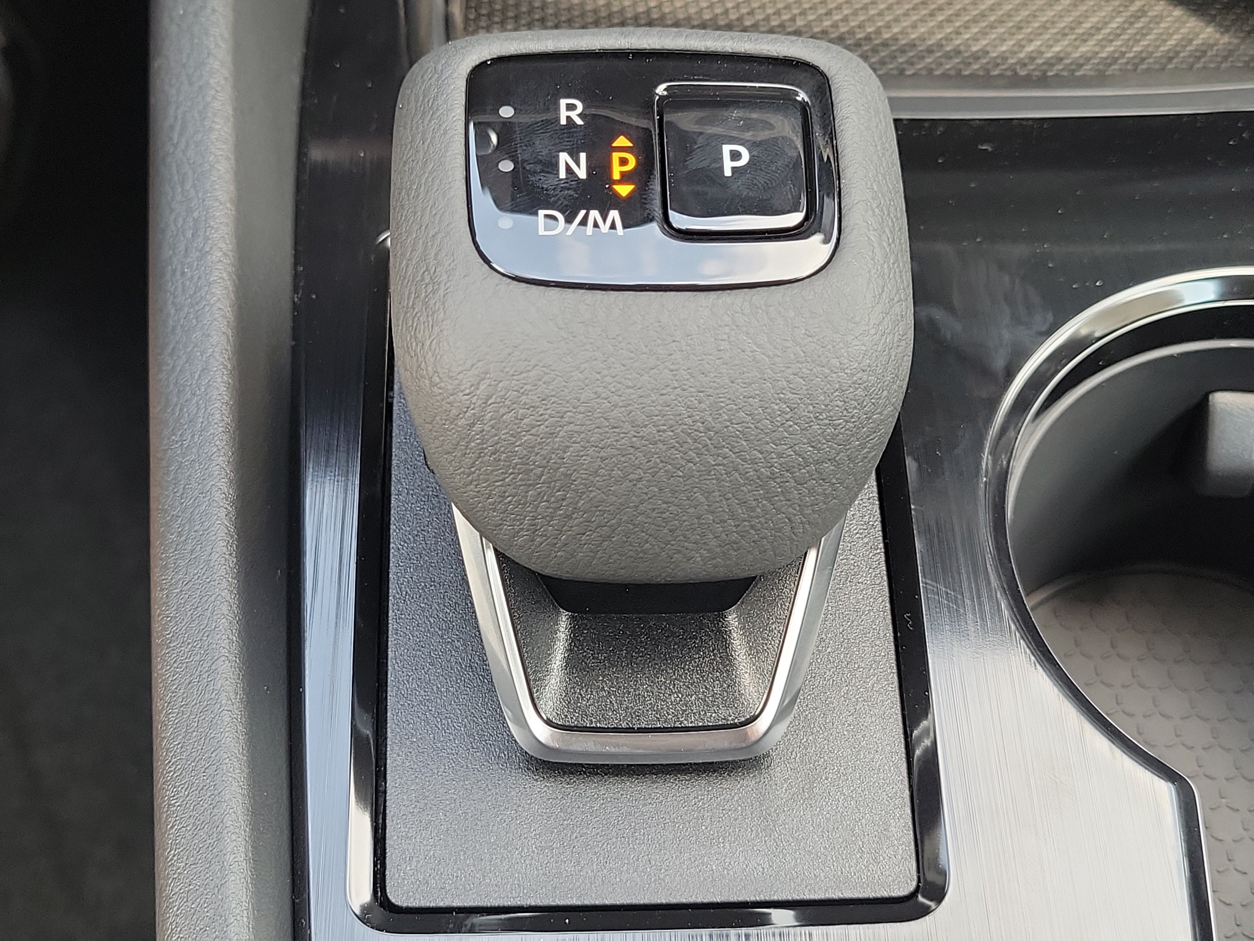 2027 Nissan Rogue SV