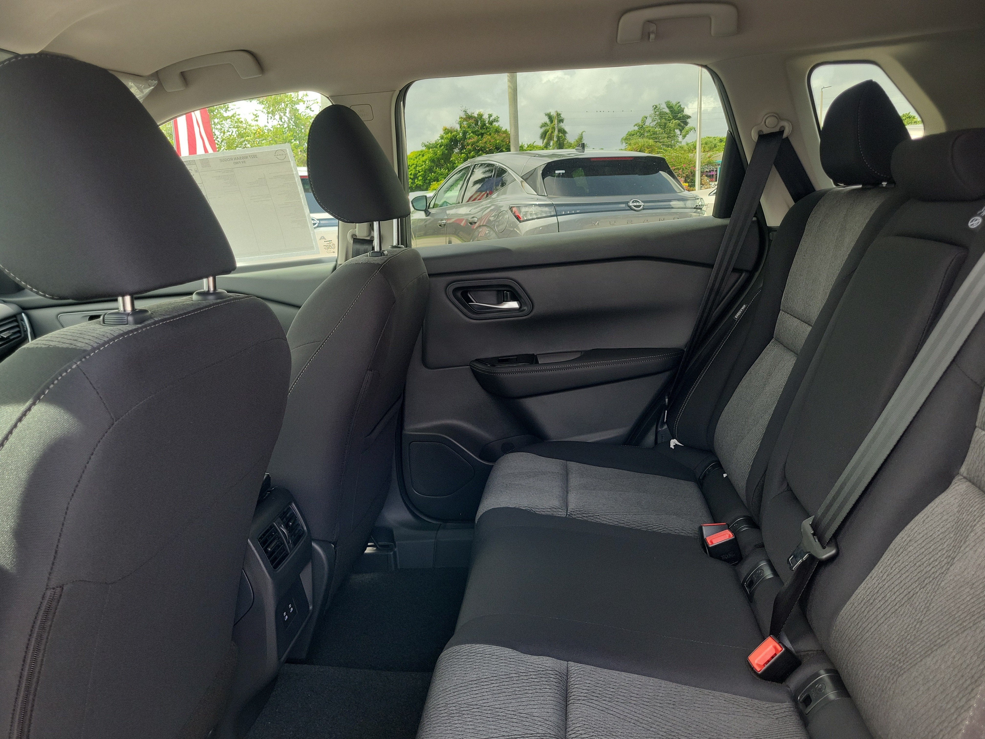 2027 Nissan Rogue SV
