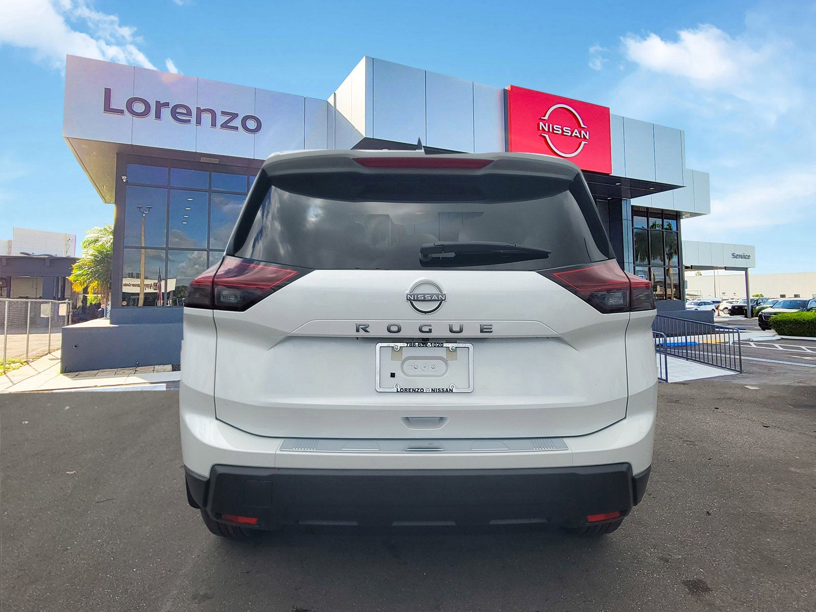 2026 Nissan Rogue SV