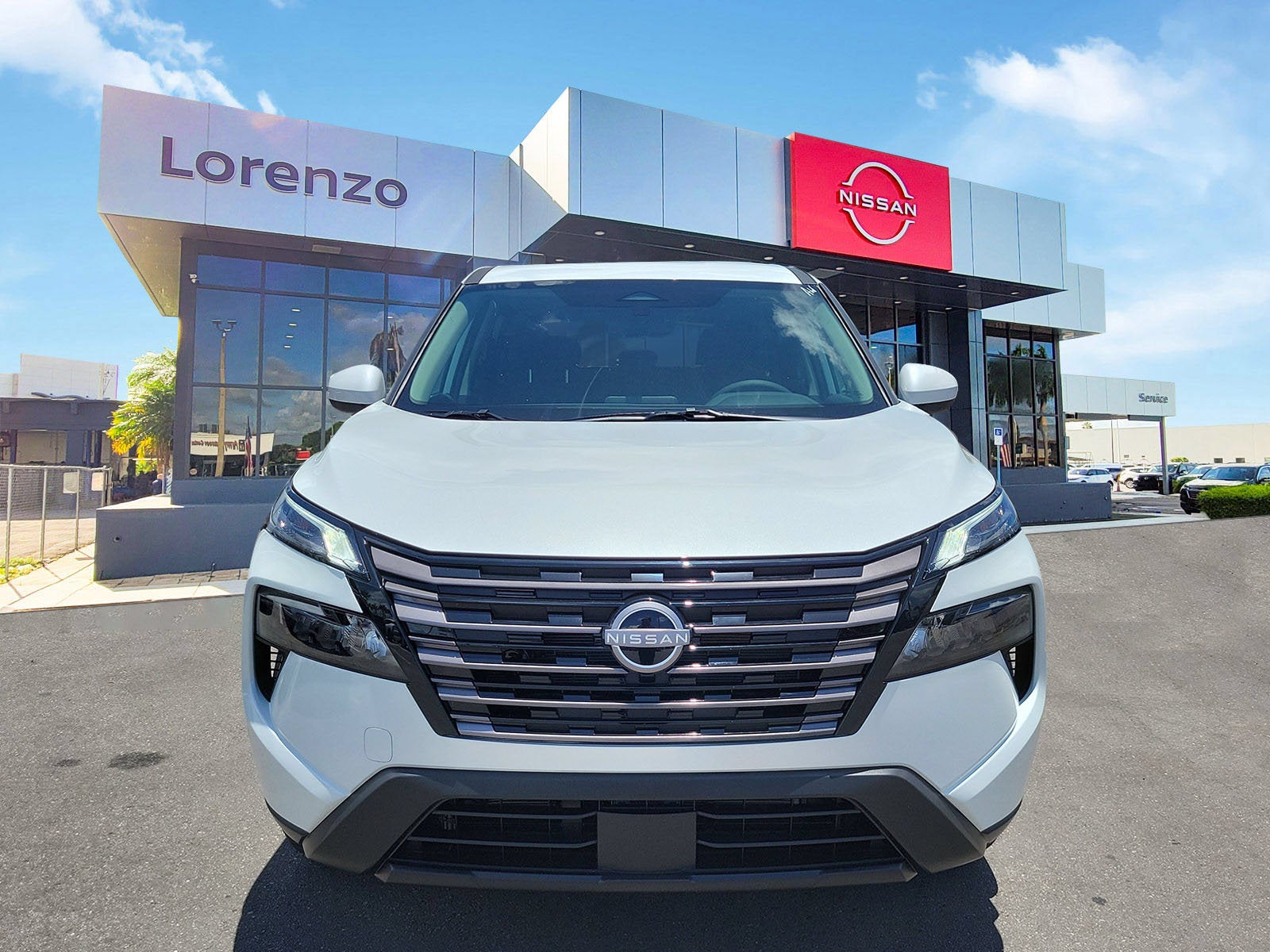 2026 Nissan Rogue SV