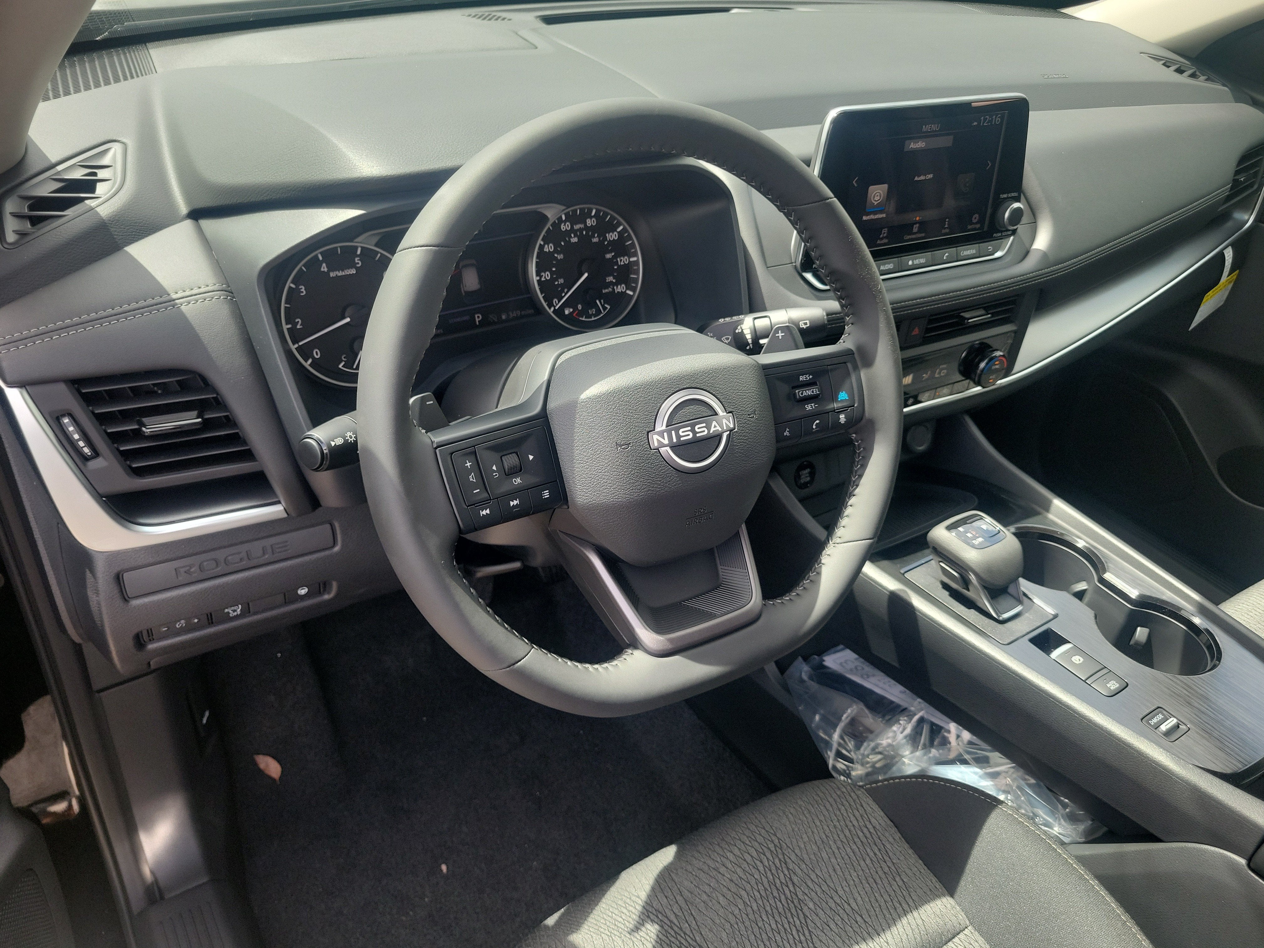 2027 Nissan Rogue SV