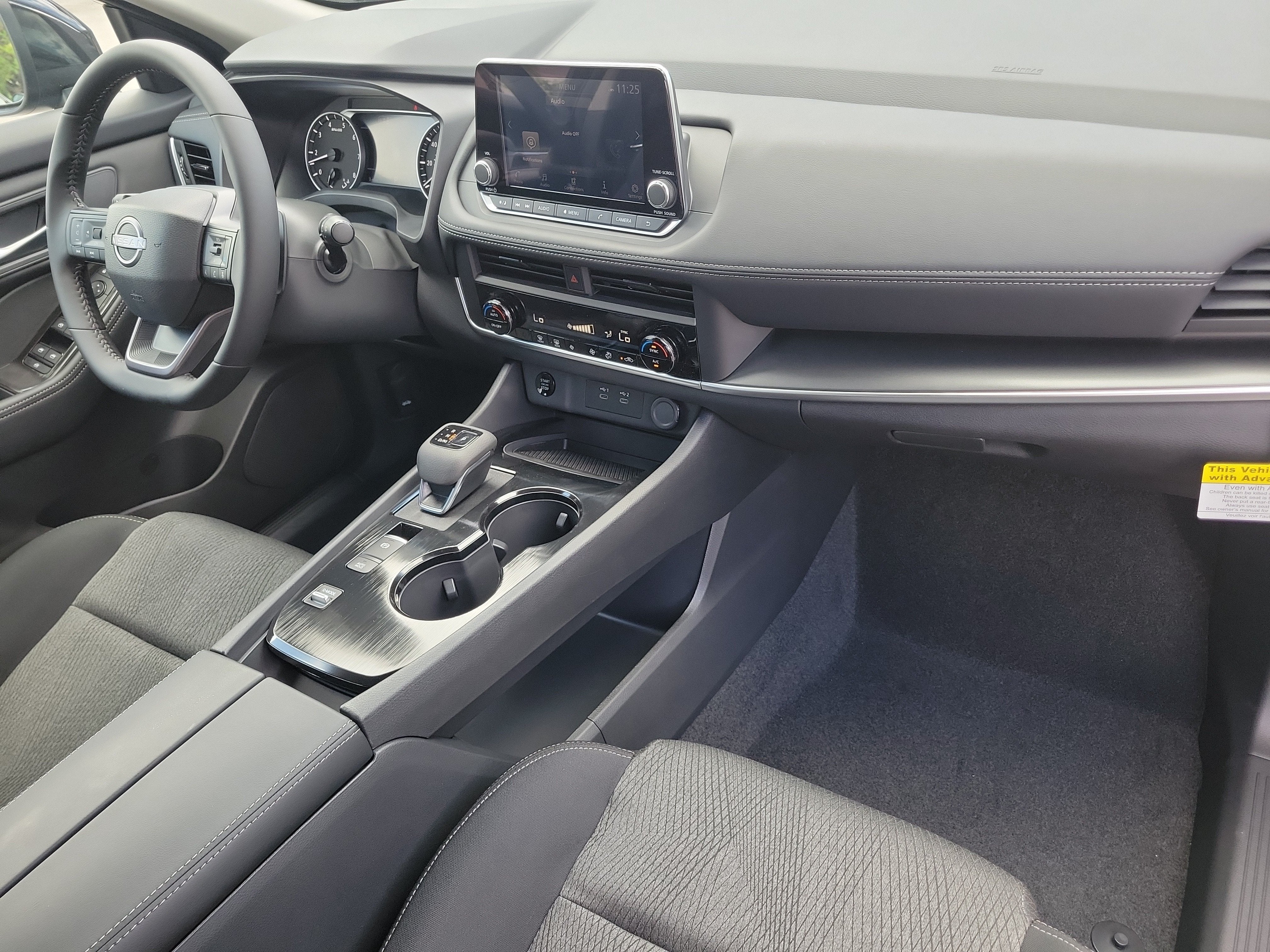 2027 Nissan Rogue SV