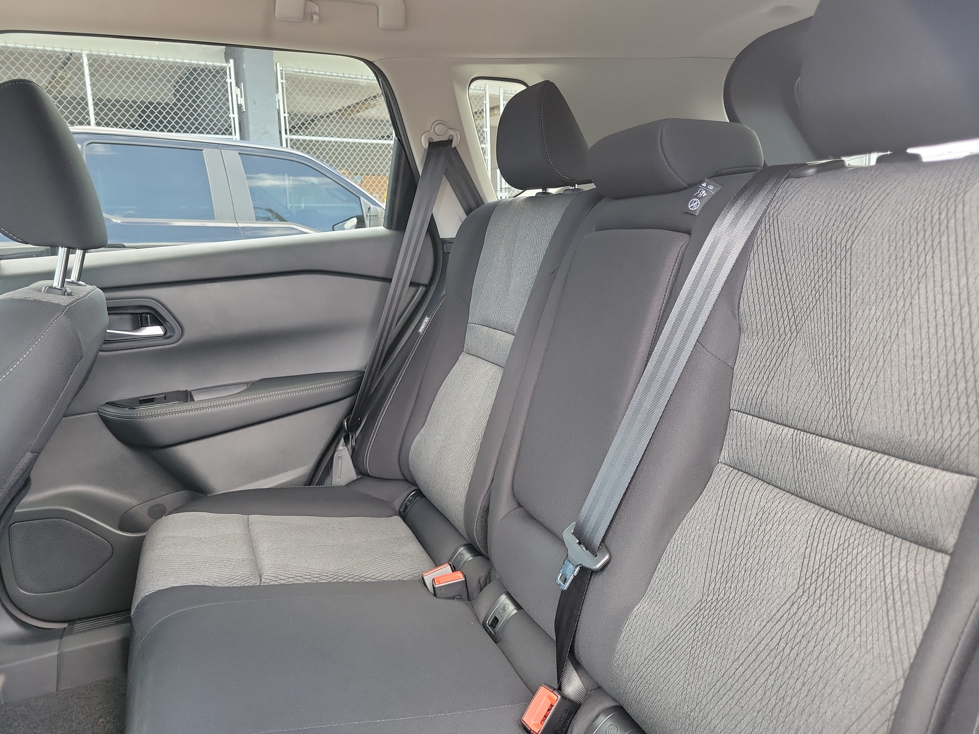 2027 Nissan Rogue SV