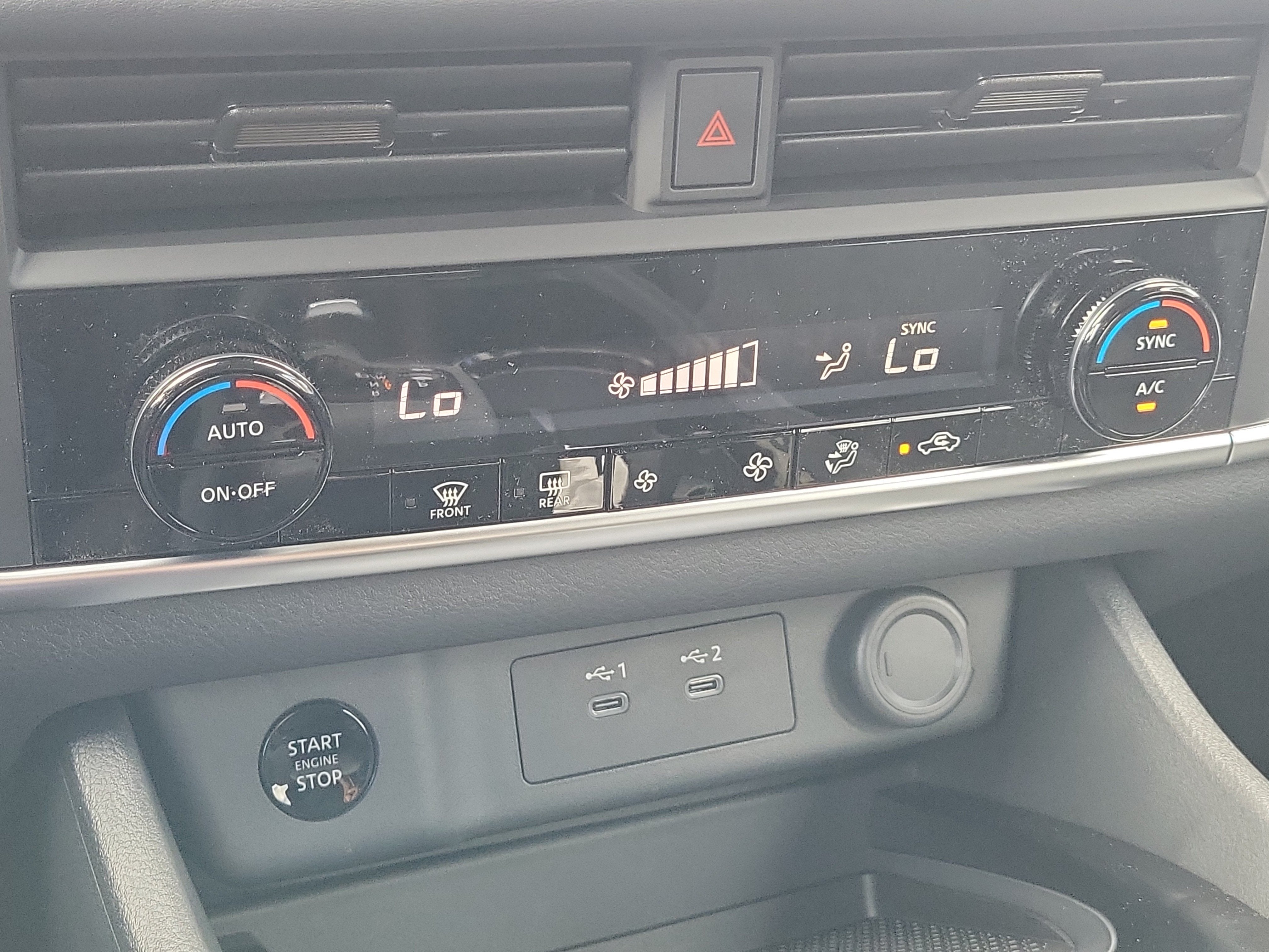 2027 Nissan Rogue SV