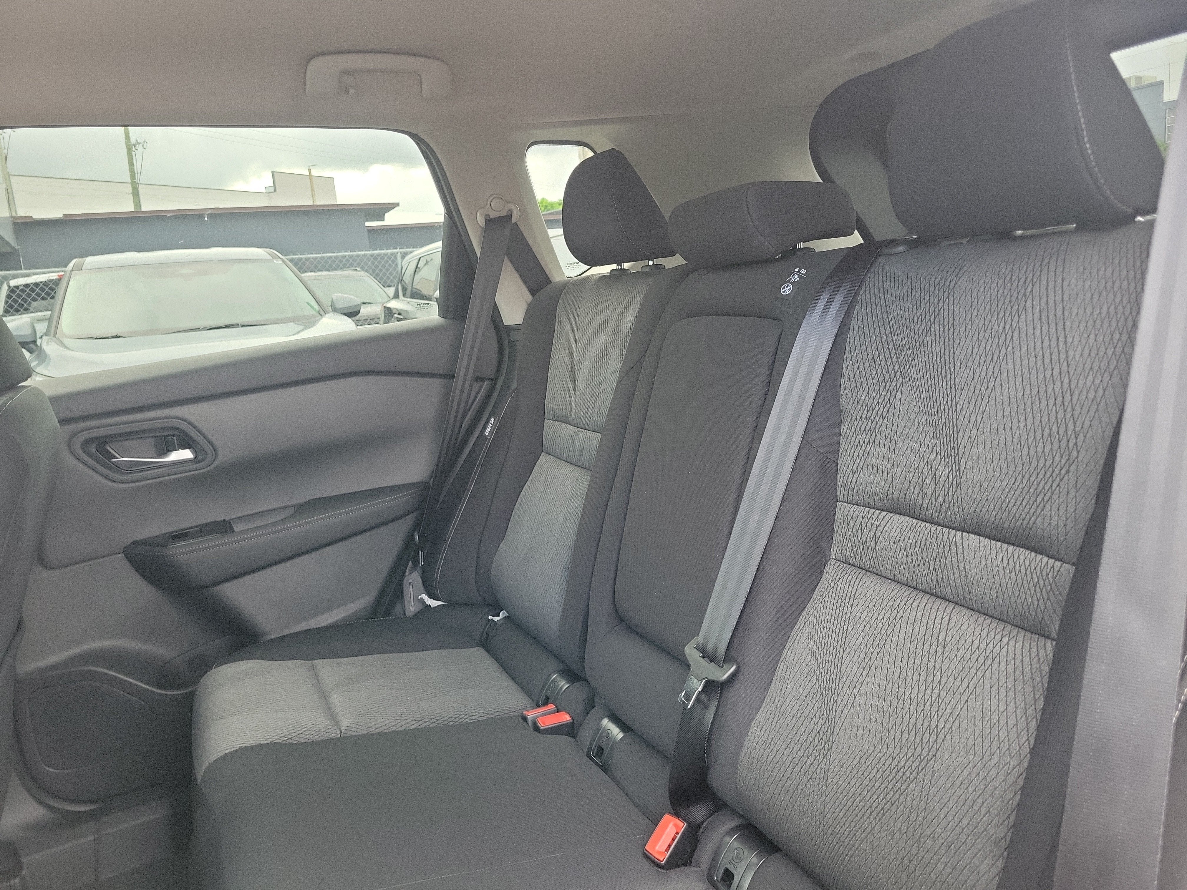 2027 Nissan Rogue SV