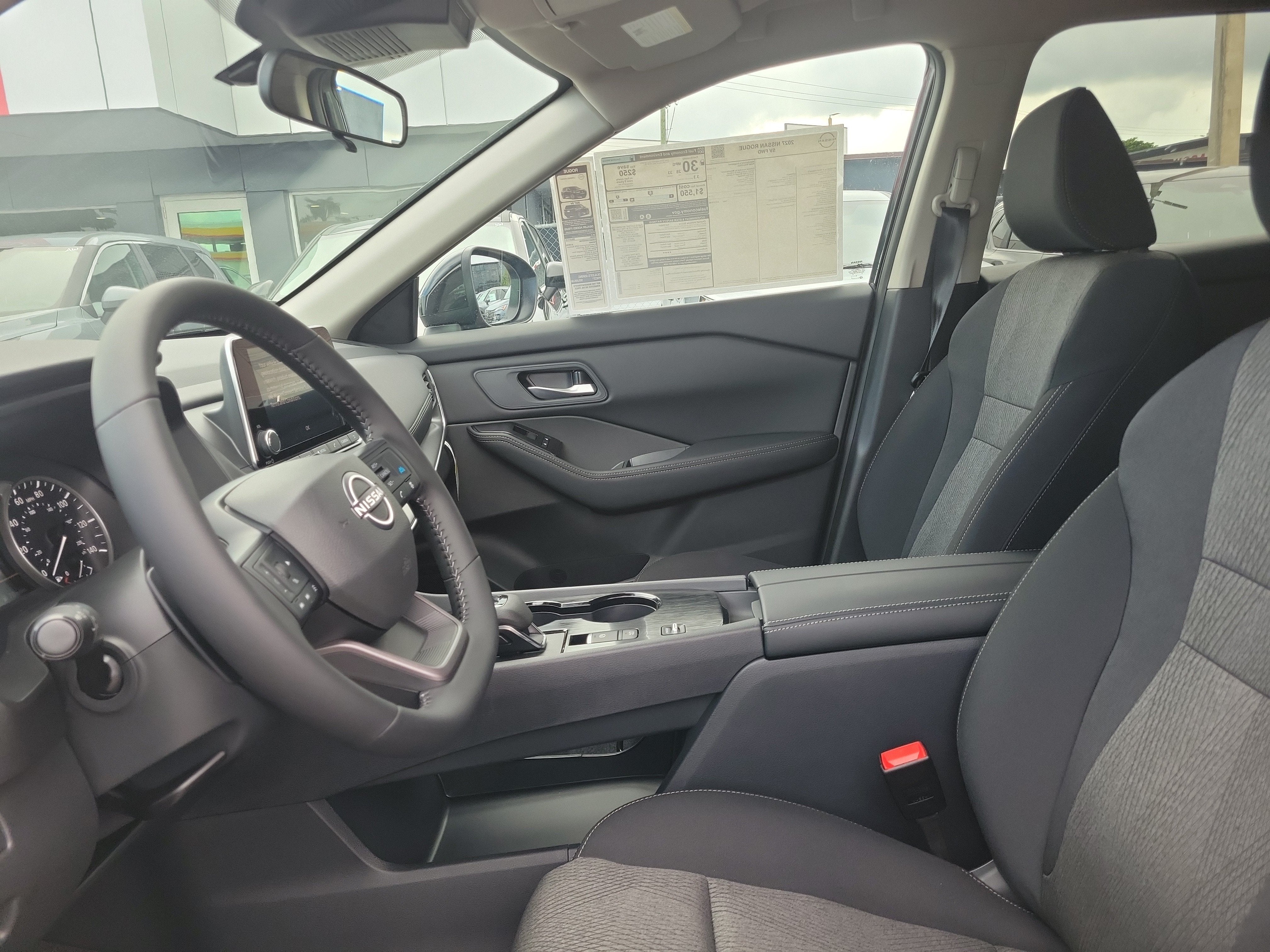 2027 Nissan Rogue SV