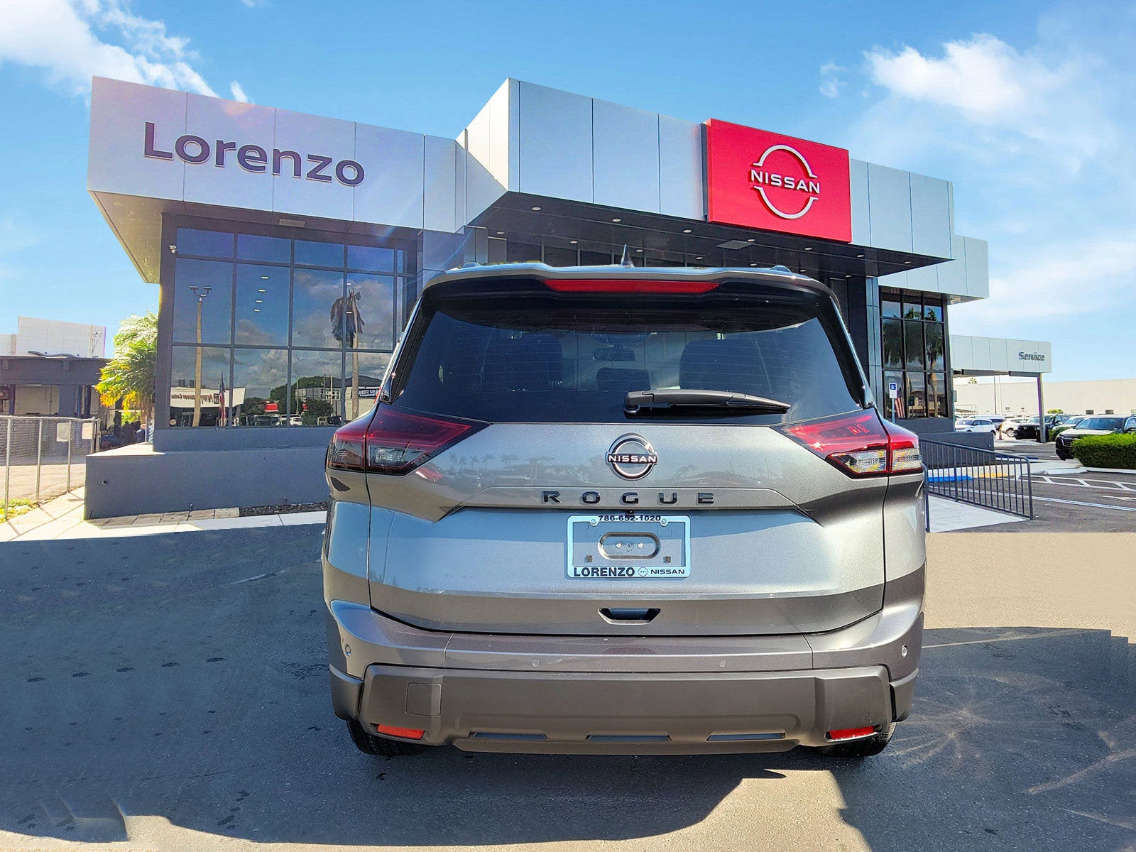 2026 Nissan Rogue Dark Armor