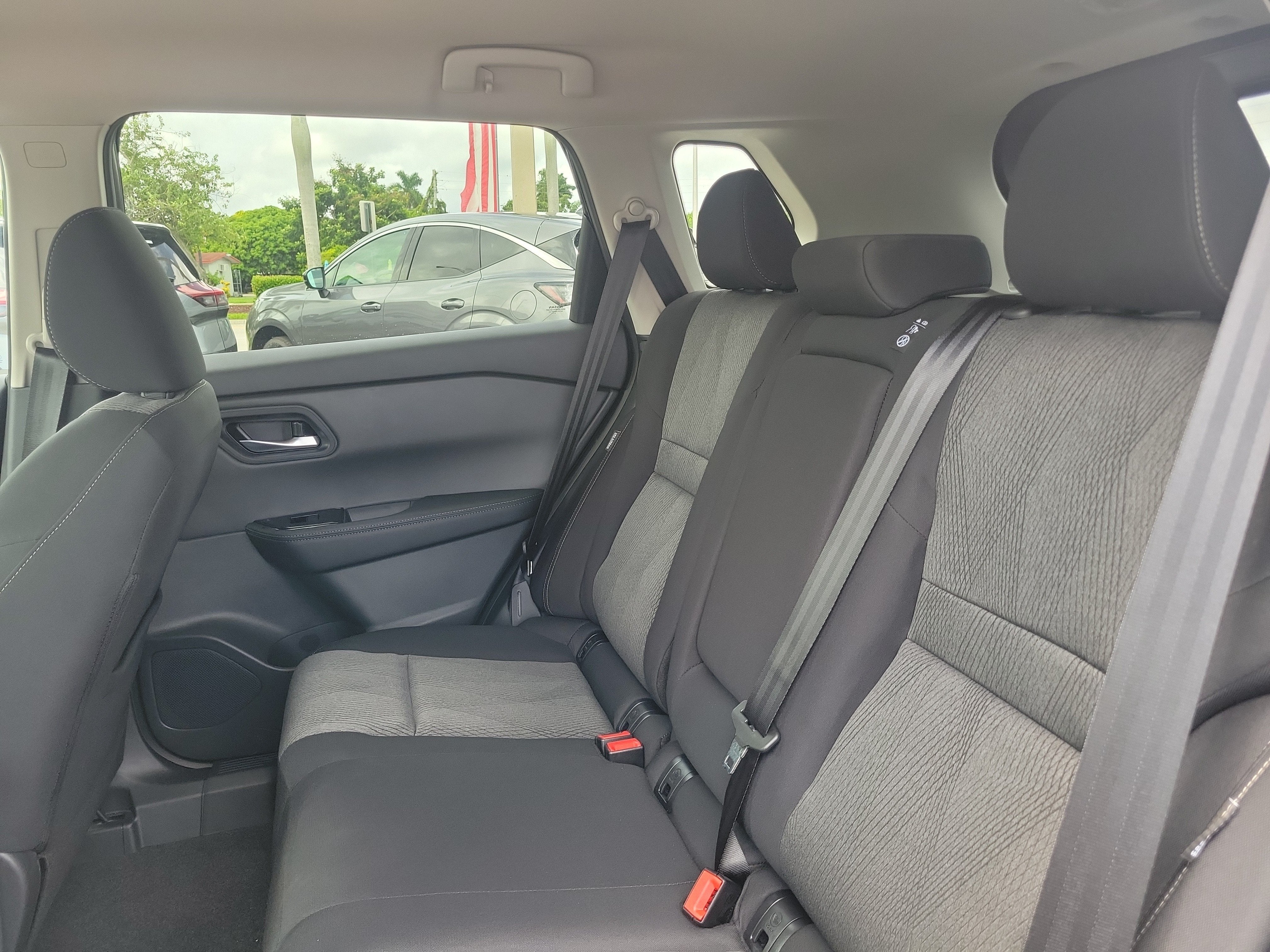 2027 Nissan Rogue SV