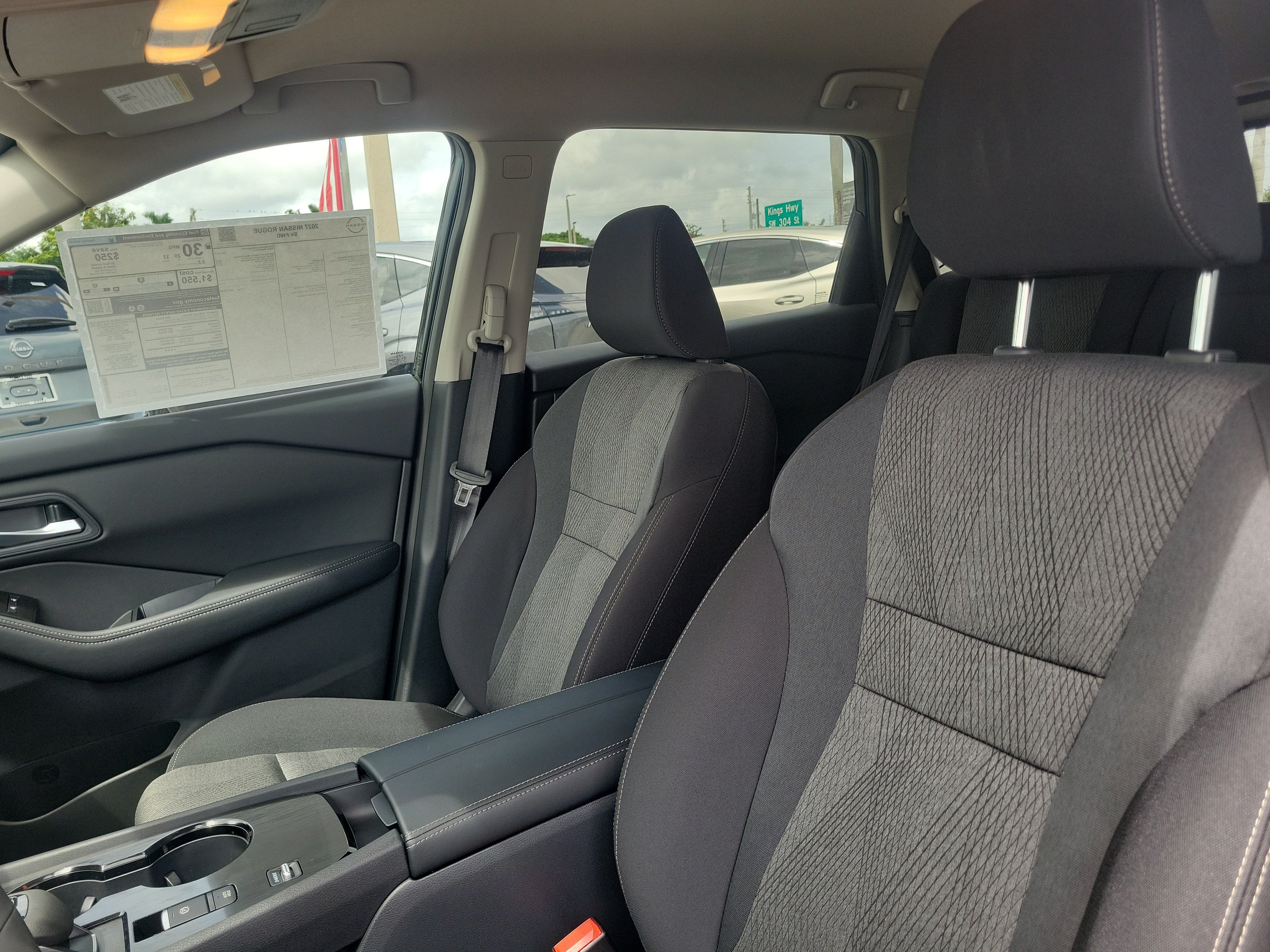2027 Nissan Rogue SV