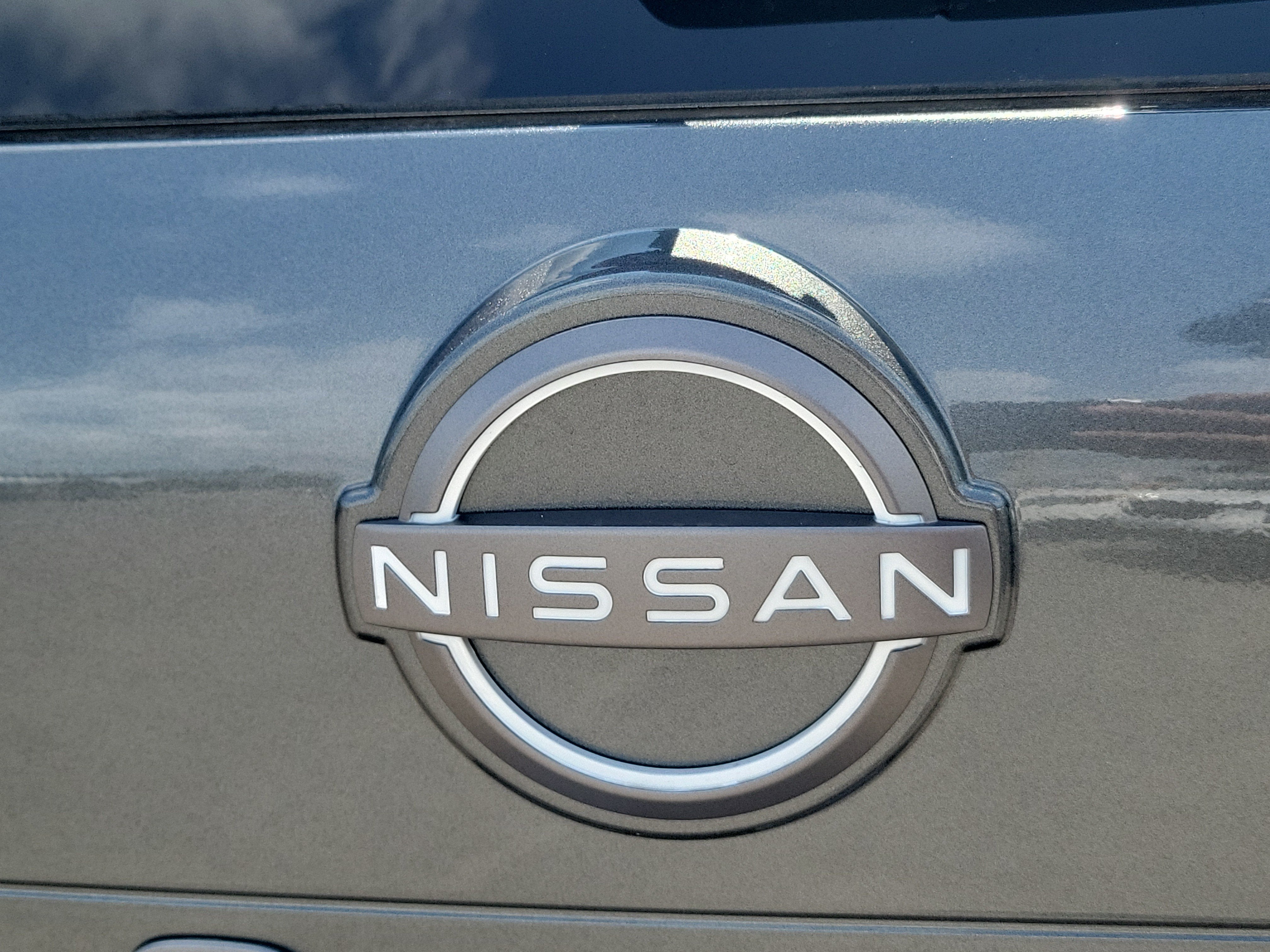 2027 Nissan Rogue SV