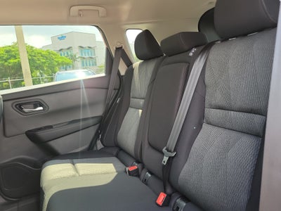 2027 Nissan Rogue SV