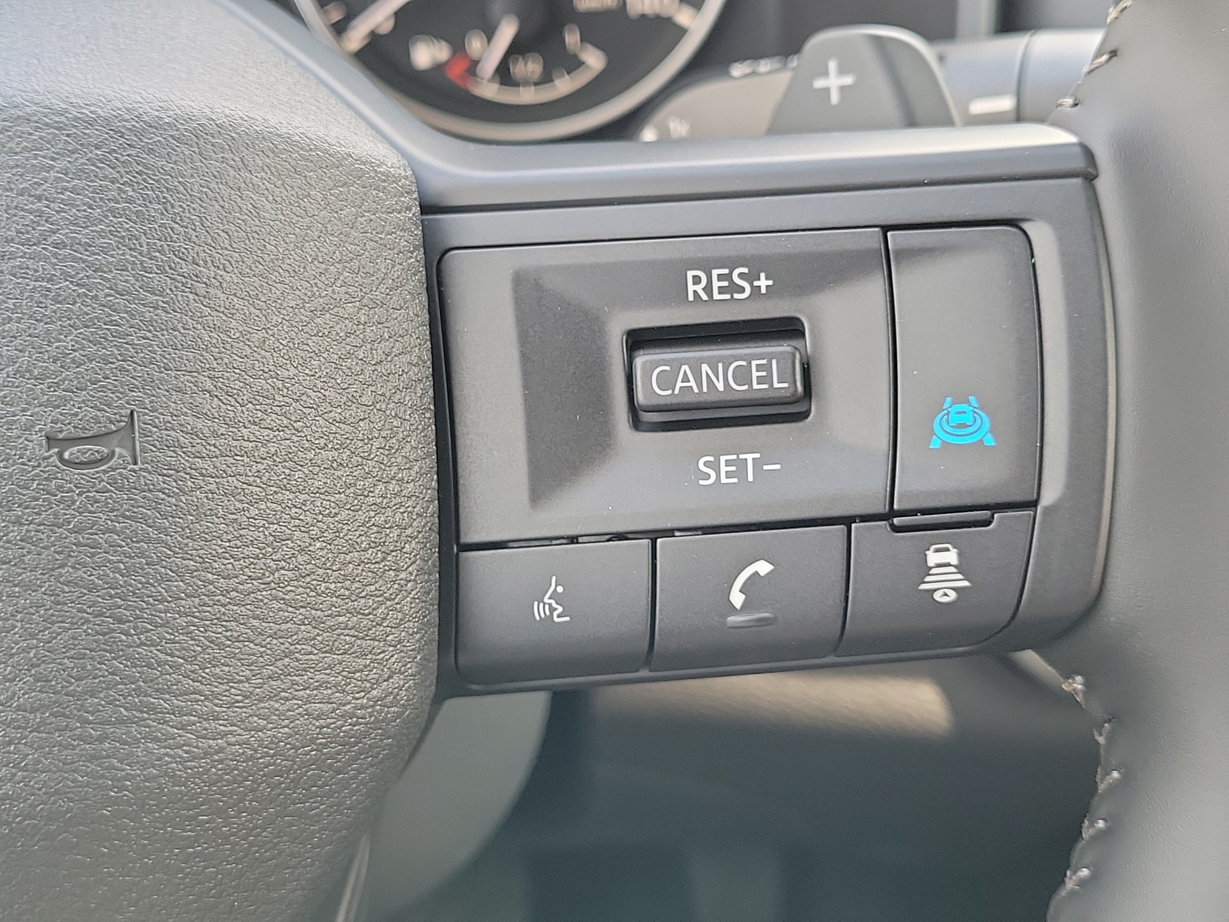 2027 Nissan Rogue SV