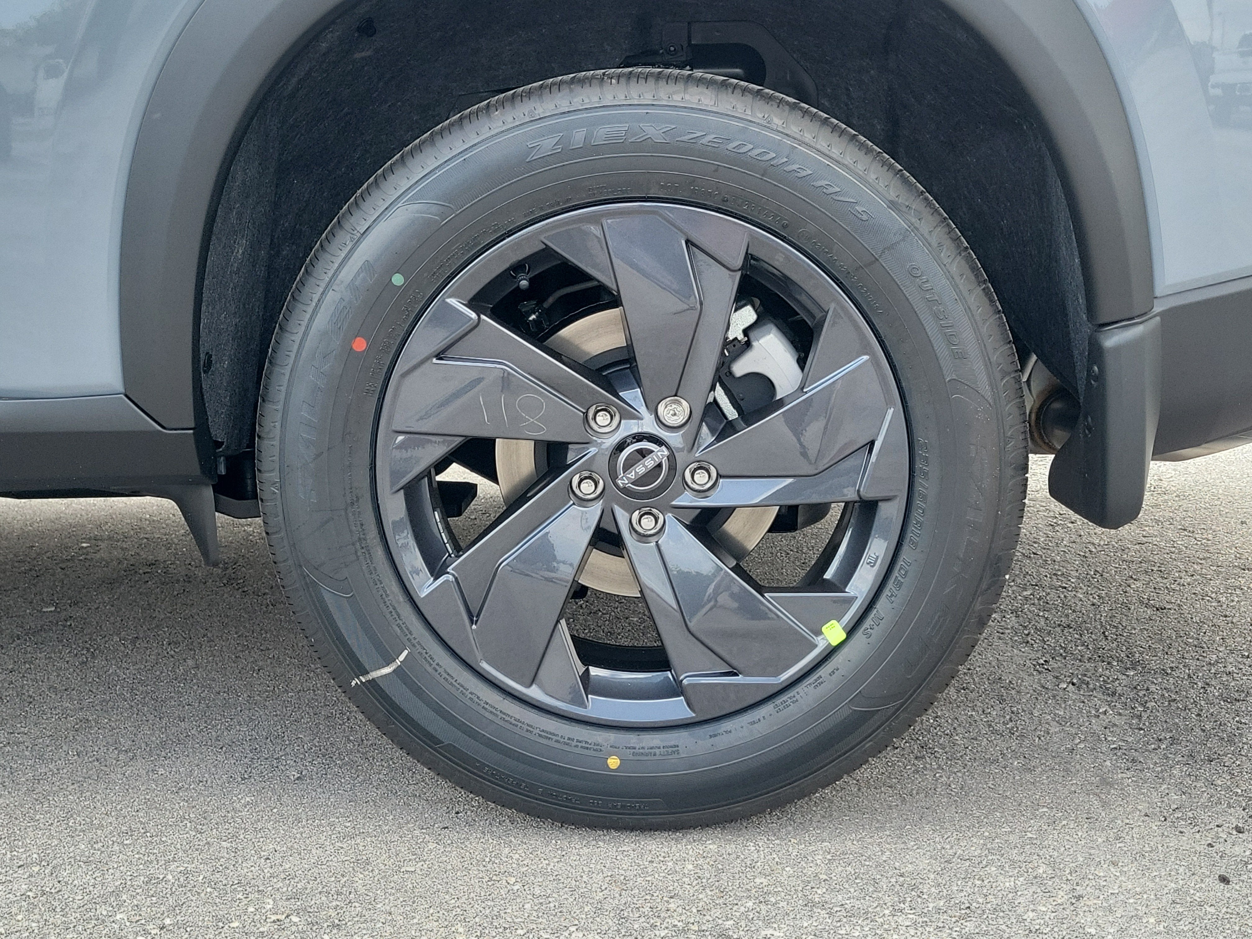 2027 Nissan Rogue SV