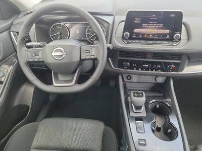 2027 Nissan Rogue SV