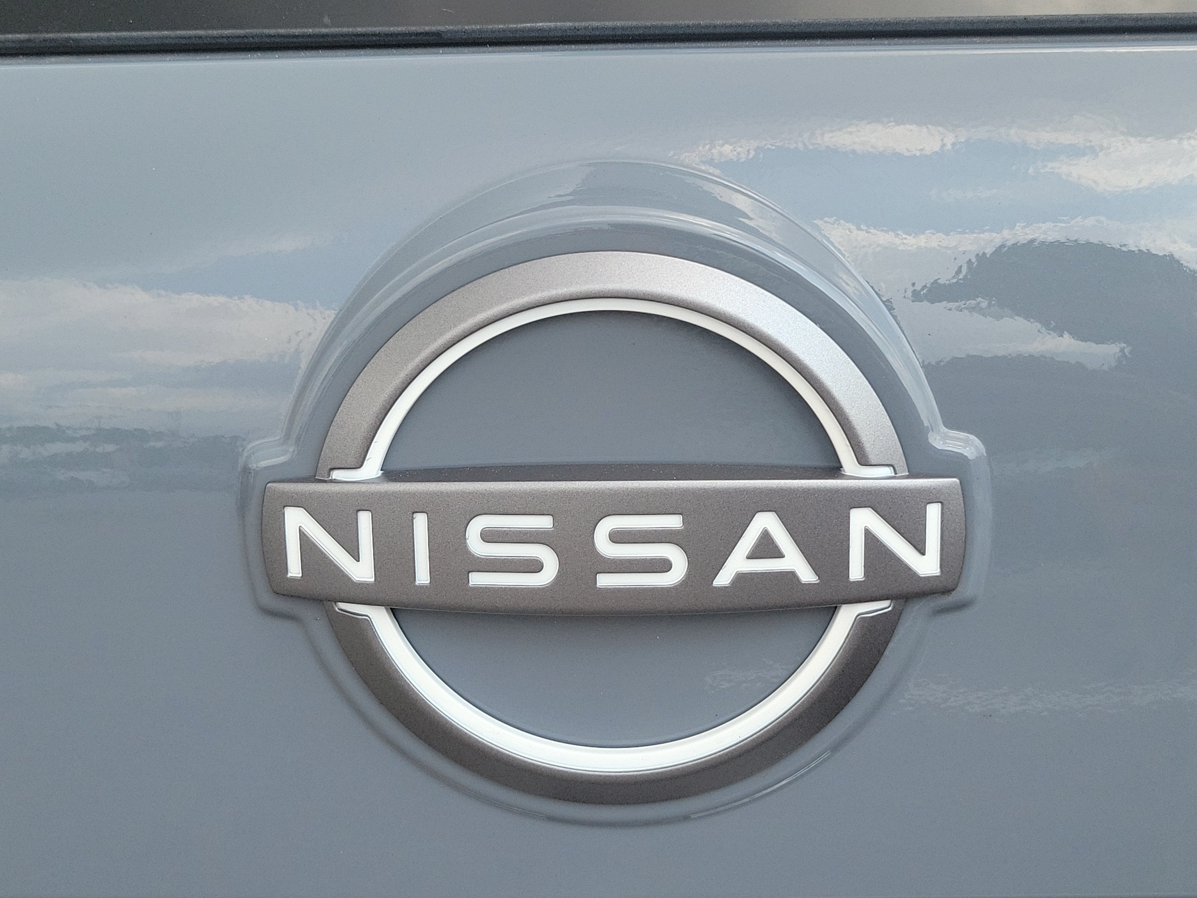 2027 Nissan Rogue SV
