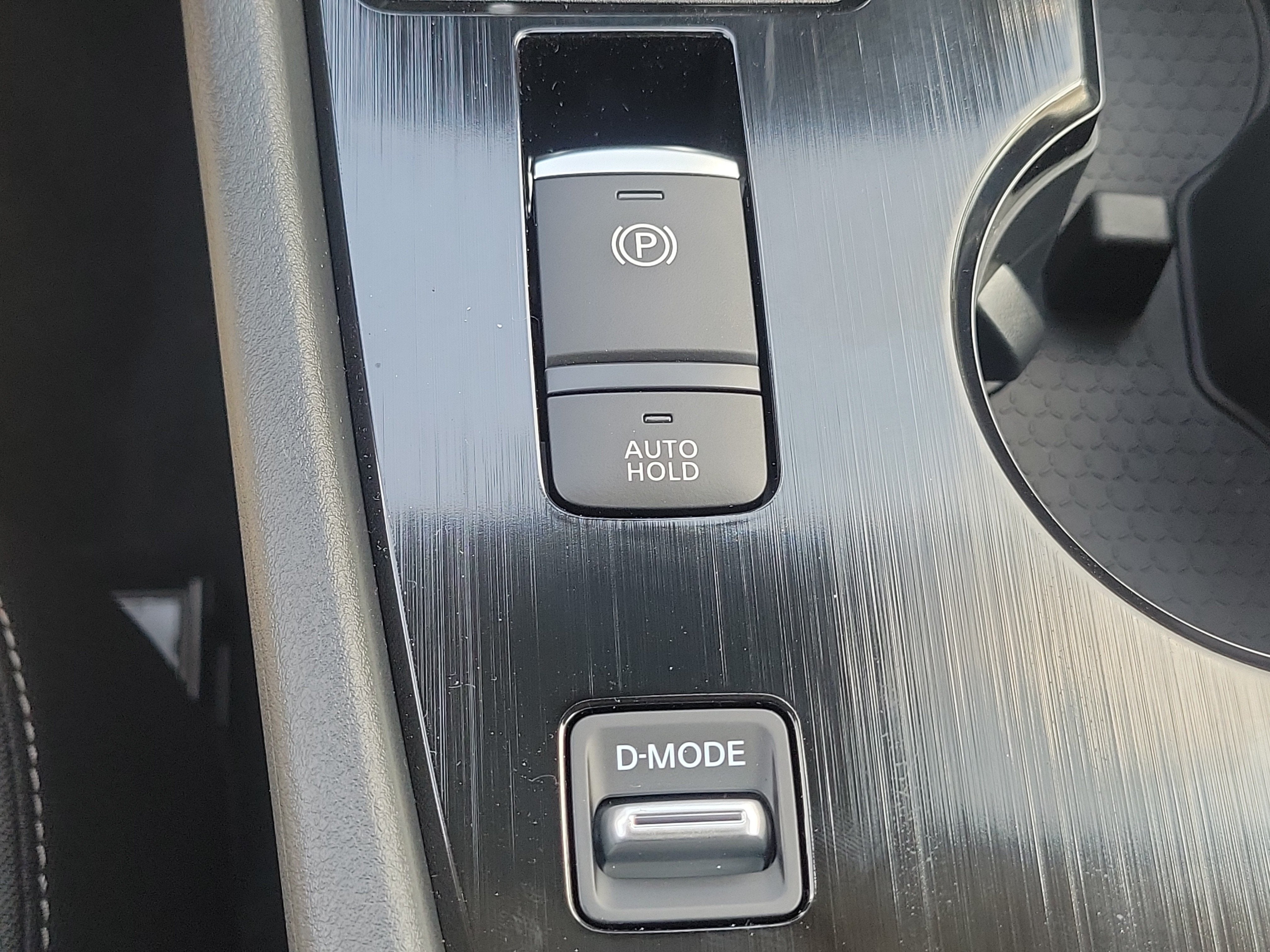 2027 Nissan Rogue SV