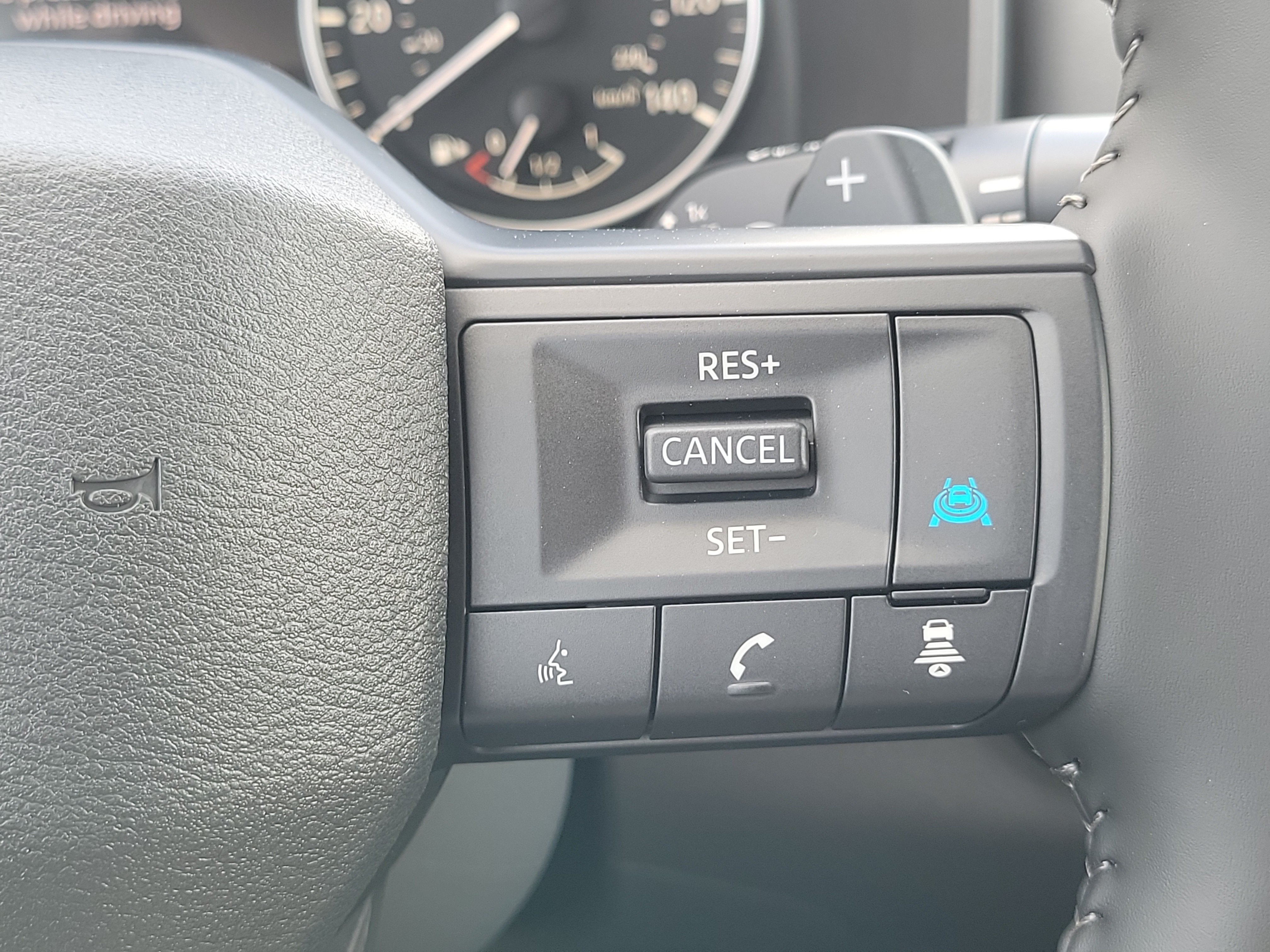 2027 Nissan Rogue SV