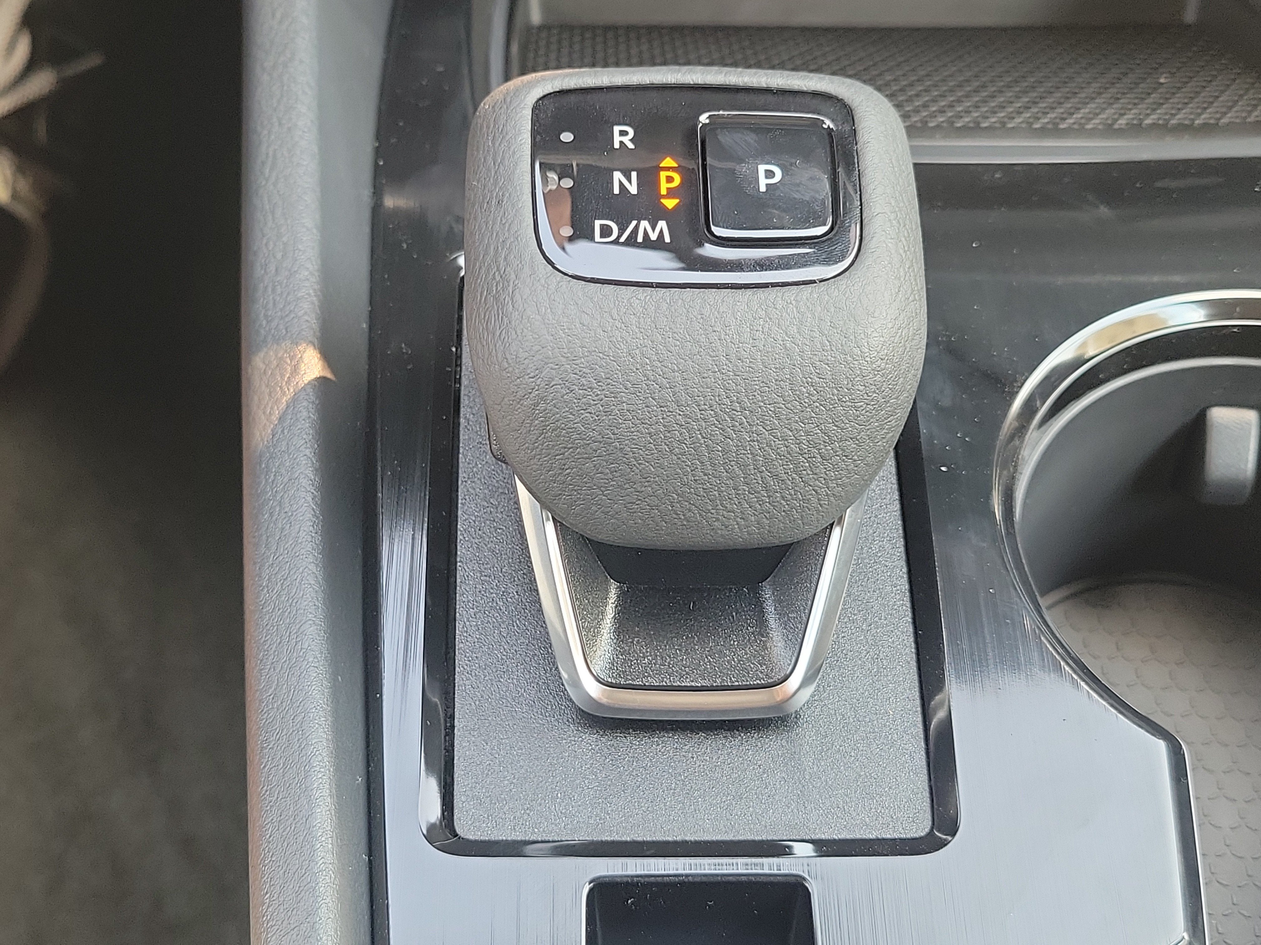 2027 Nissan Rogue SV