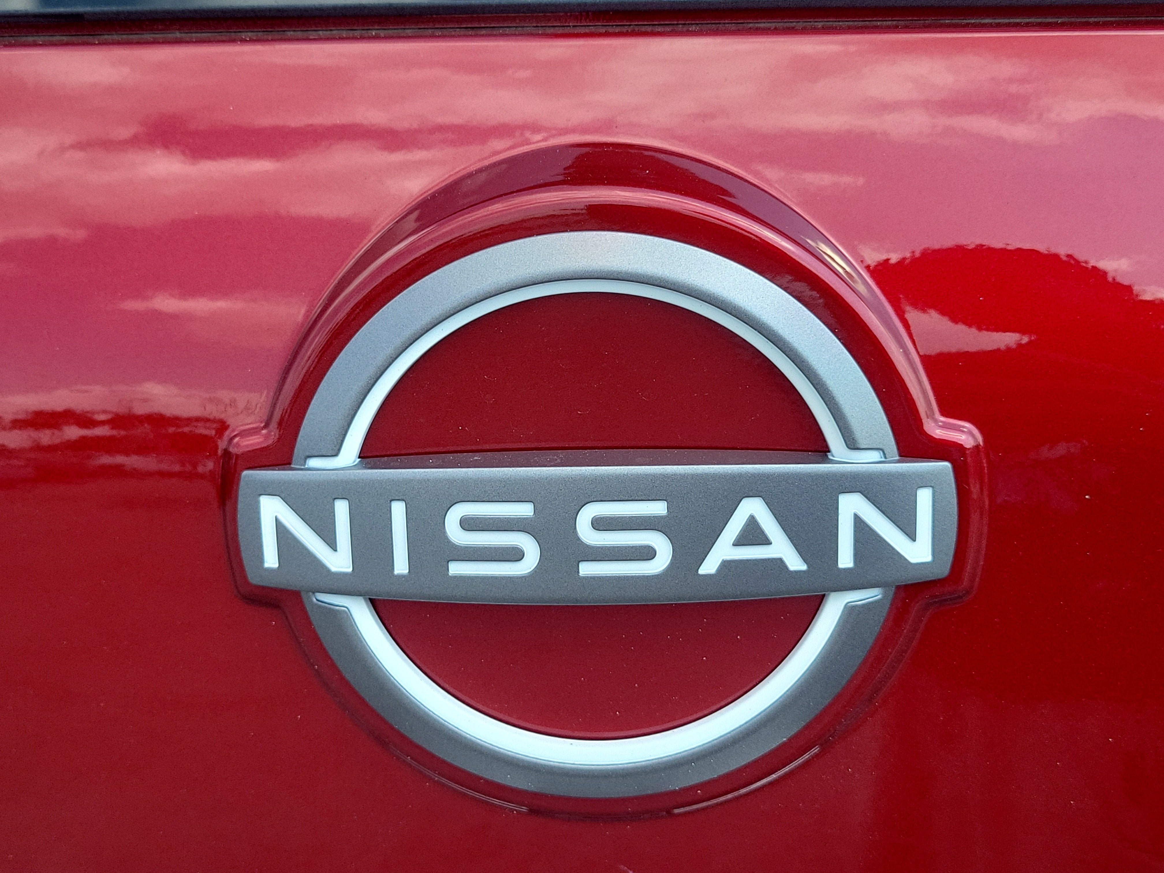 2027 Nissan Rogue SV