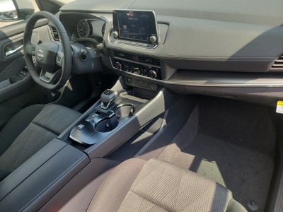 2027 Nissan Rogue SV