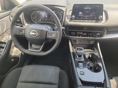 2027 Nissan Rogue SV