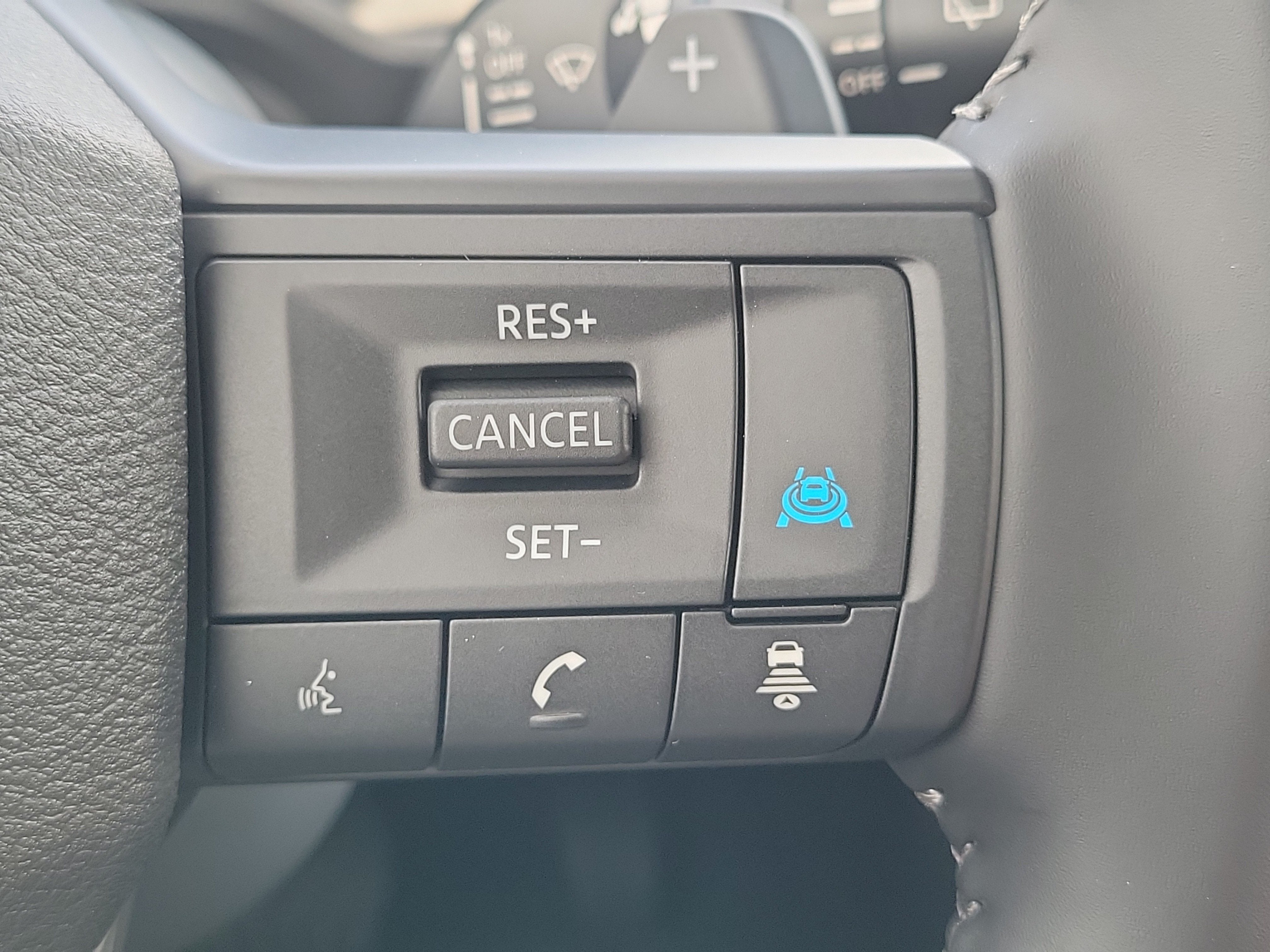 2027 Nissan Rogue SV