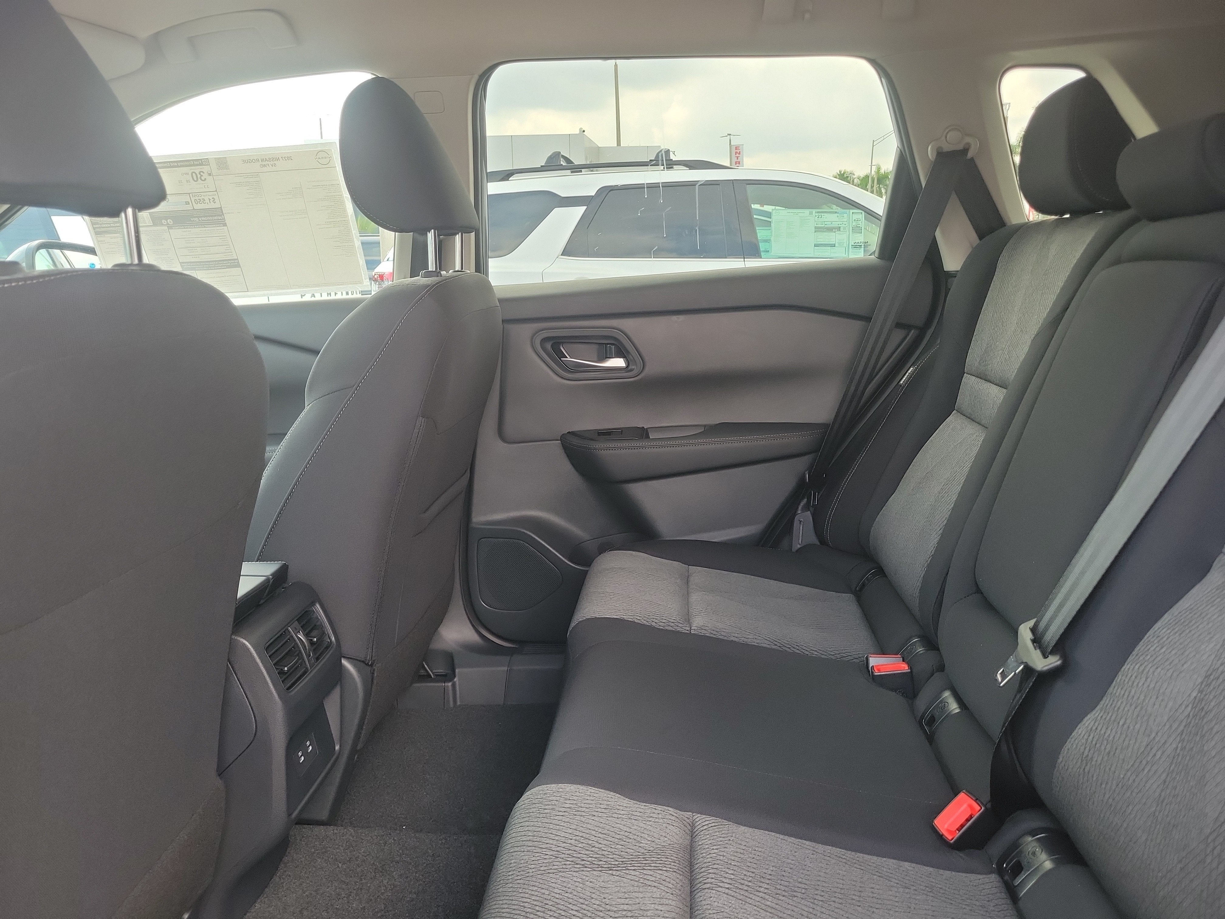 2027 Nissan Rogue SV