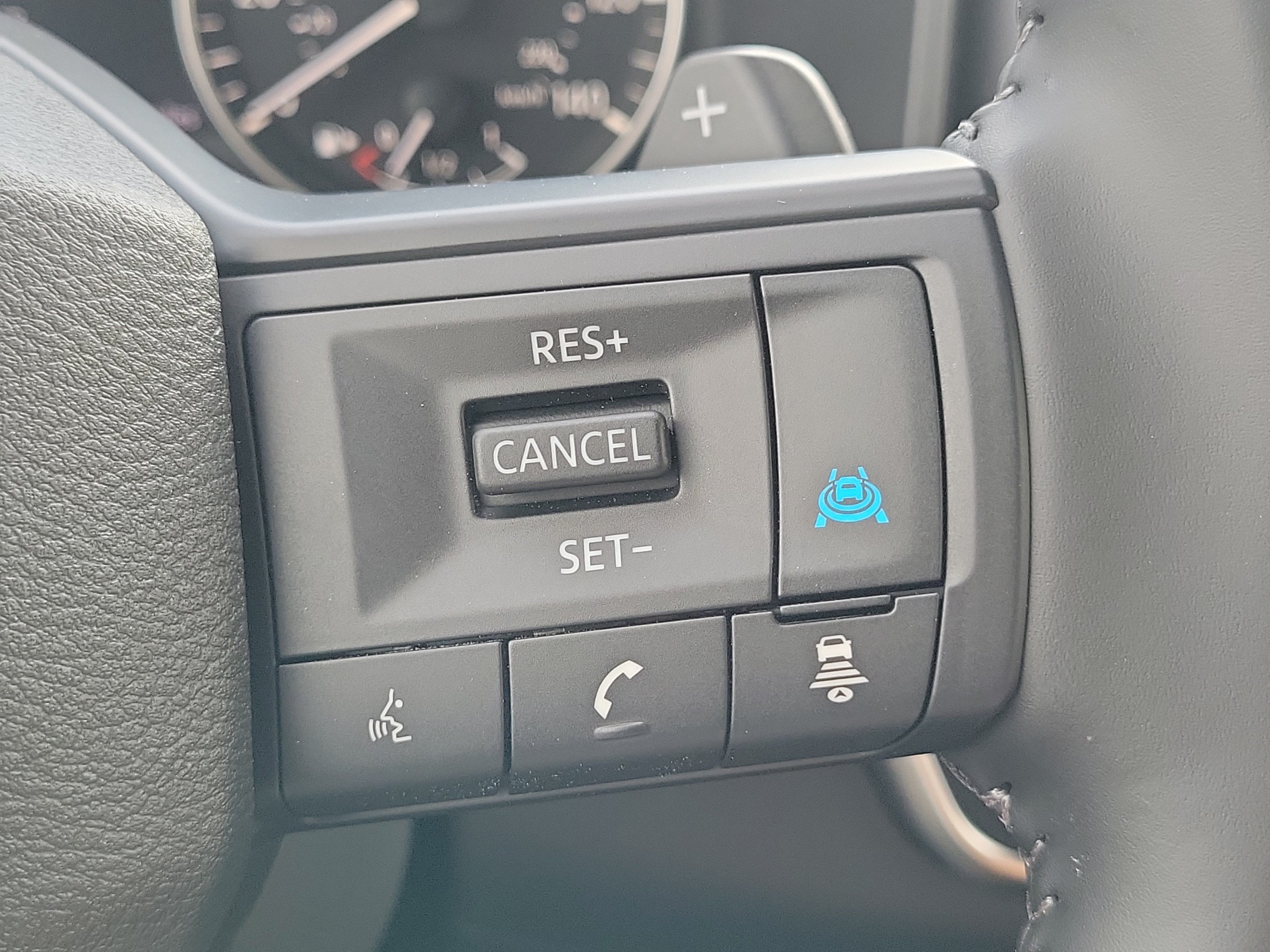 2027 Nissan Rogue SV